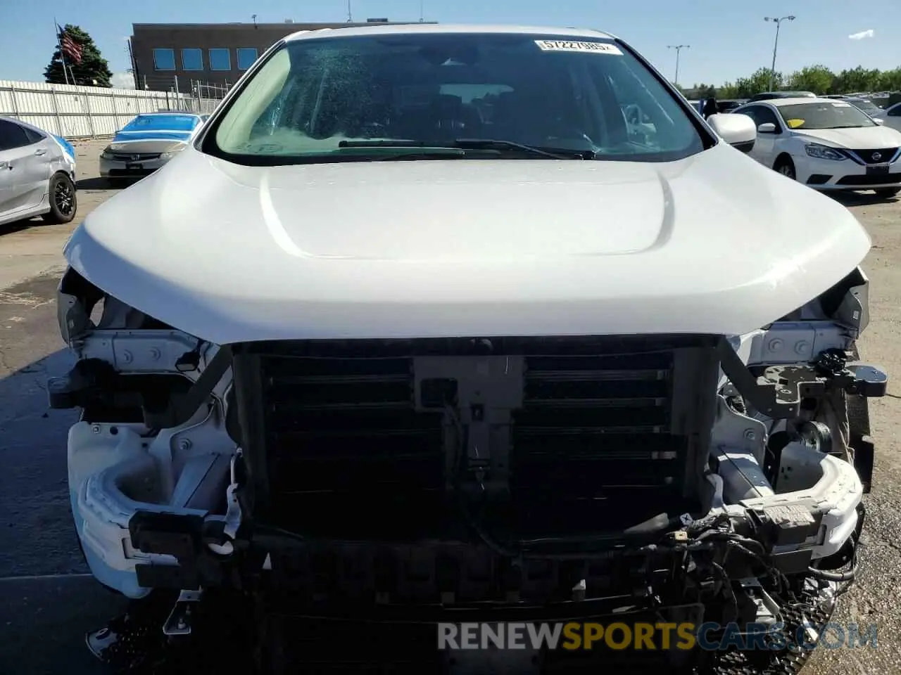 5 Photograph of a damaged car 2FMPK4J95NBA92883 FORD EDGE 2022