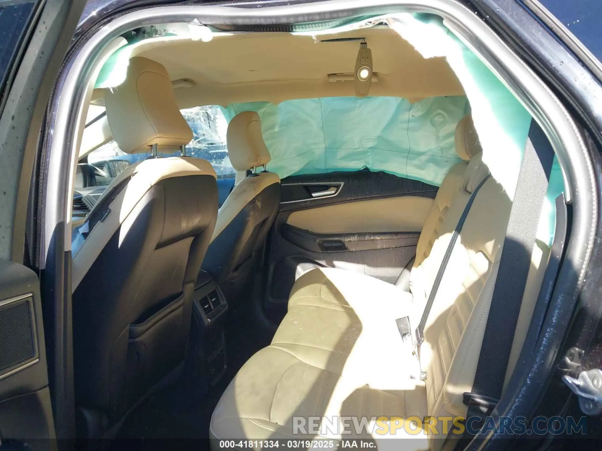 8 Photograph of a damaged car 2FMPK4J96NBA51243 FORD EDGE 2022