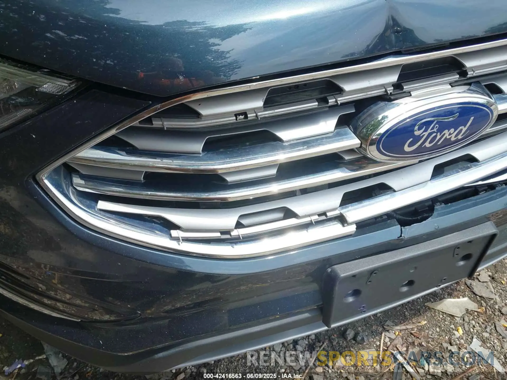 18 Photograph of a damaged car 2FMPK4J96NBA53736 FORD EDGE 2022