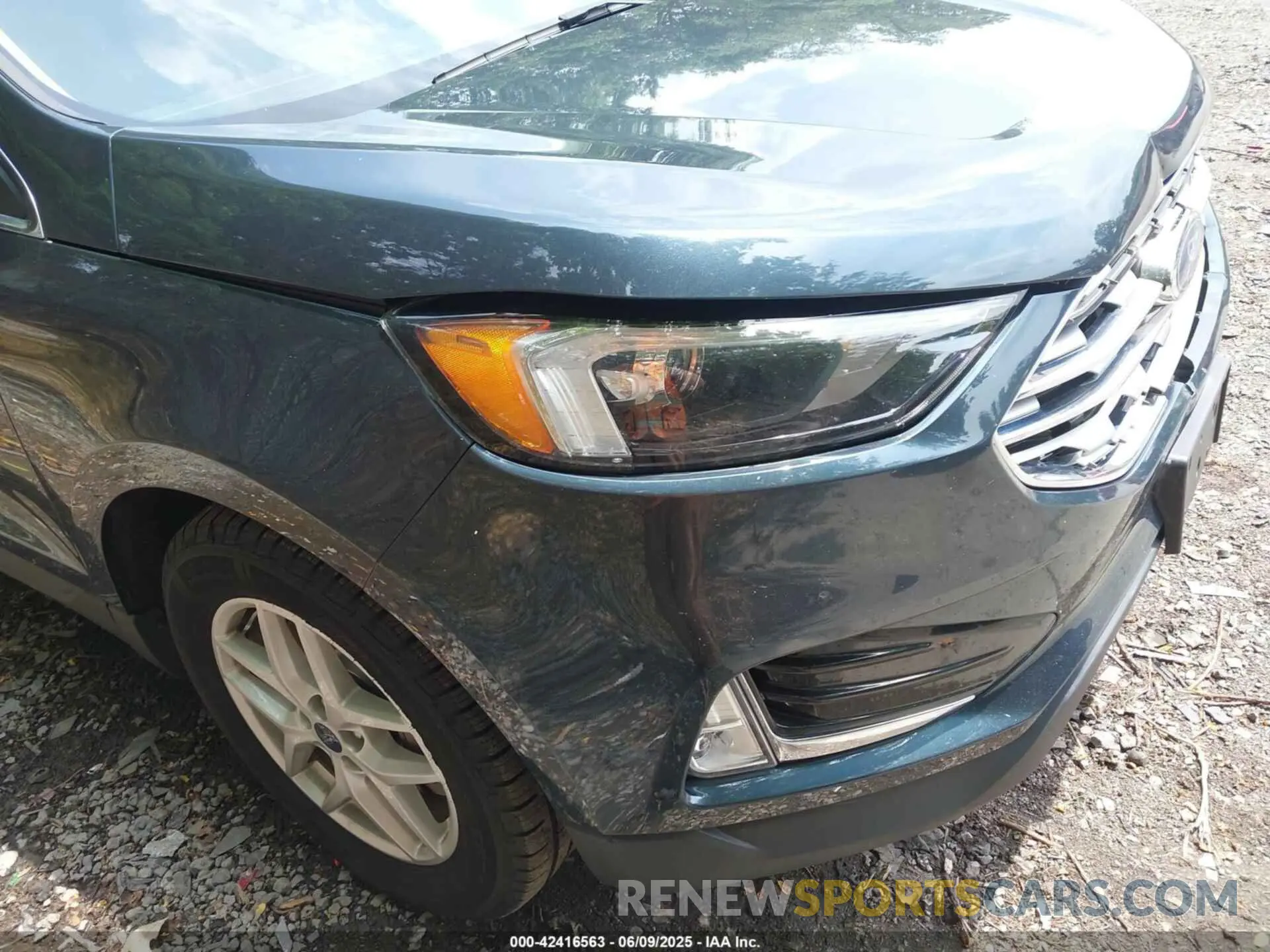 21 Photograph of a damaged car 2FMPK4J96NBA53736 FORD EDGE 2022
