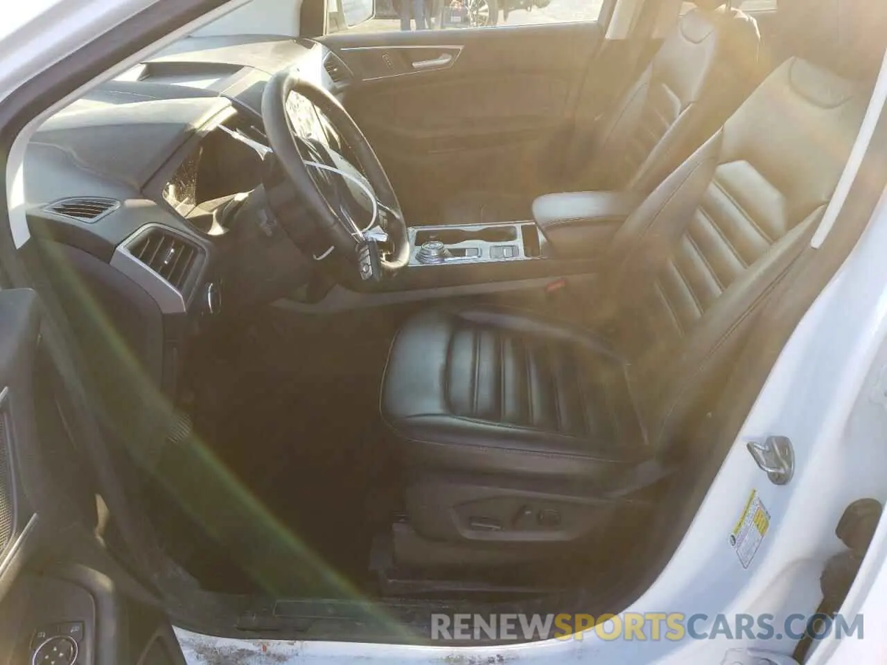 7 Photograph of a damaged car 2FMPK4J96NBA76840 FORD EDGE 2022