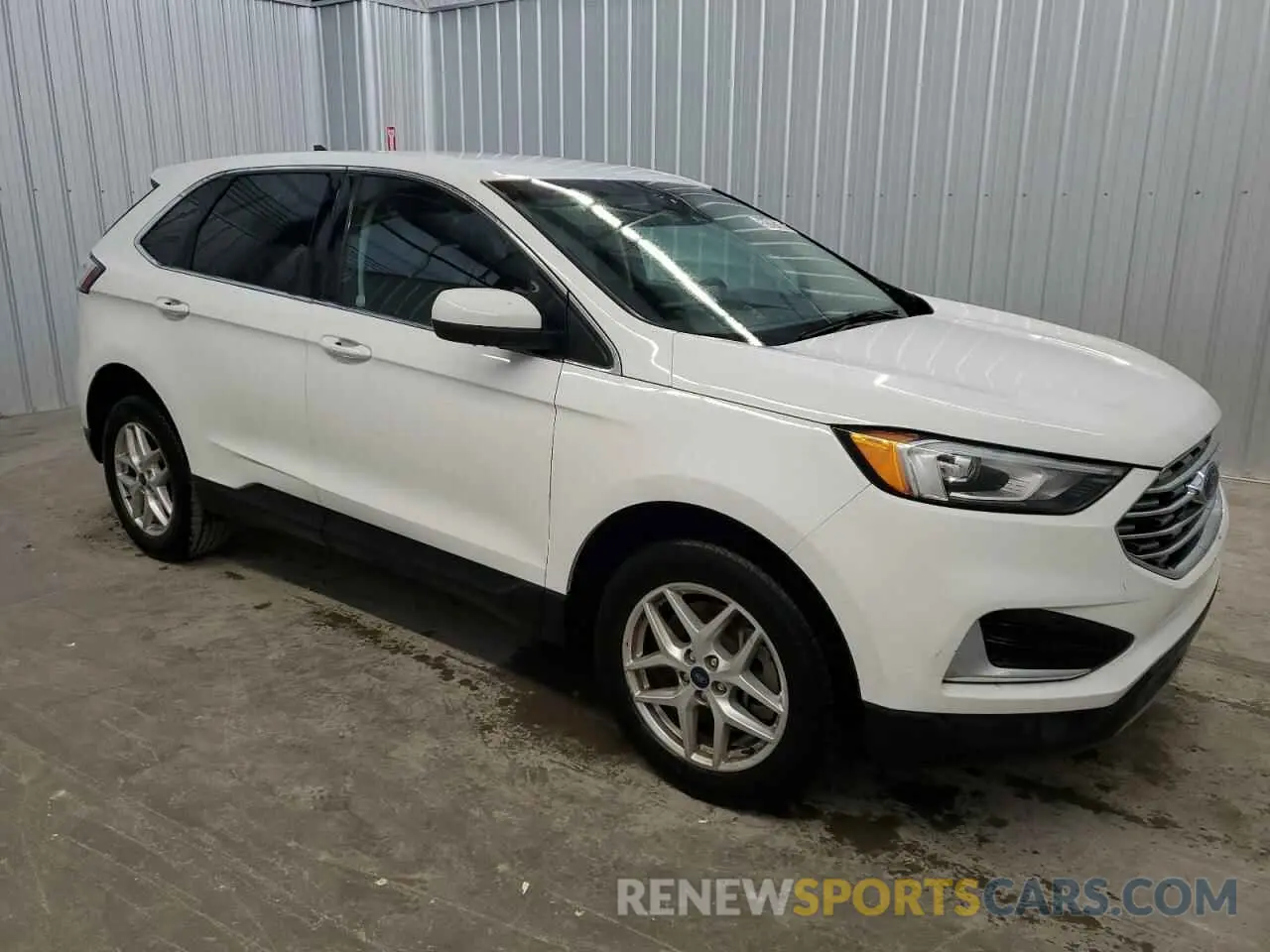4 Photograph of a damaged car 2FMPK4J97NBA39098 FORD EDGE 2022