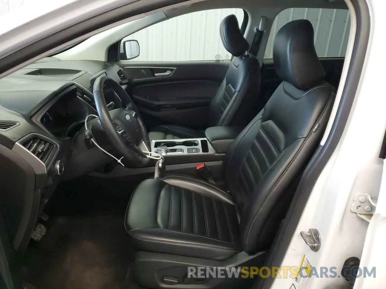 7 Photograph of a damaged car 2FMPK4J97NBA39098 FORD EDGE 2022