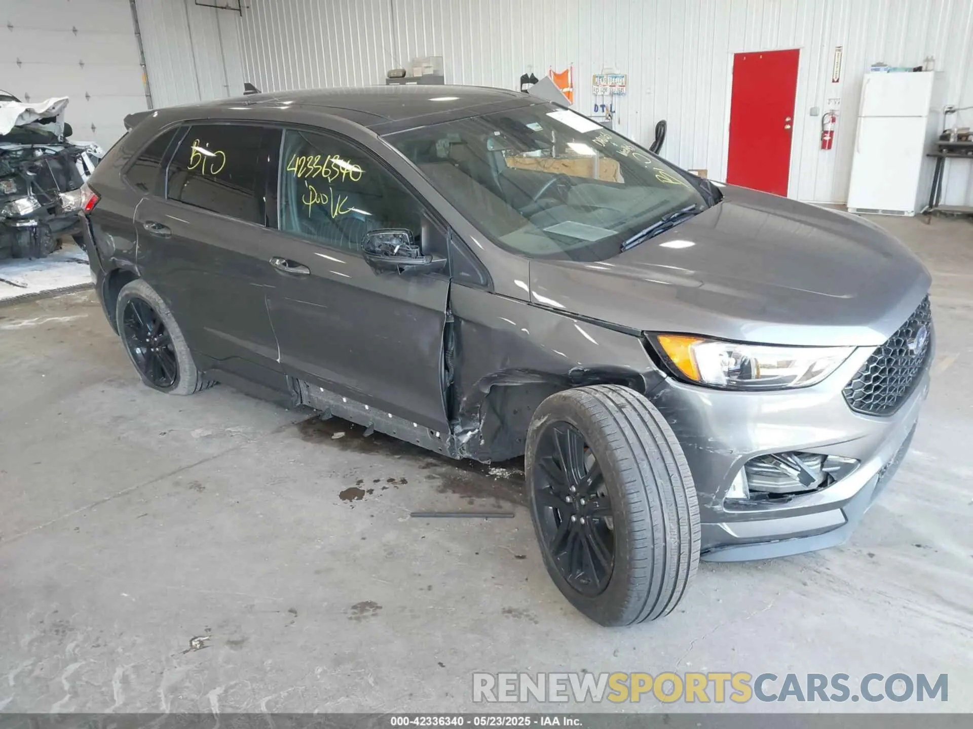 1 Photograph of a damaged car 2FMPK4J97NBA59710 FORD EDGE 2022