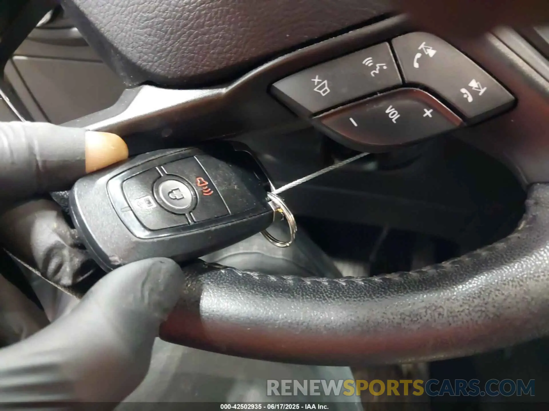 11 Photograph of a damaged car 2FMPK4J97NBA60274 FORD EDGE 2022