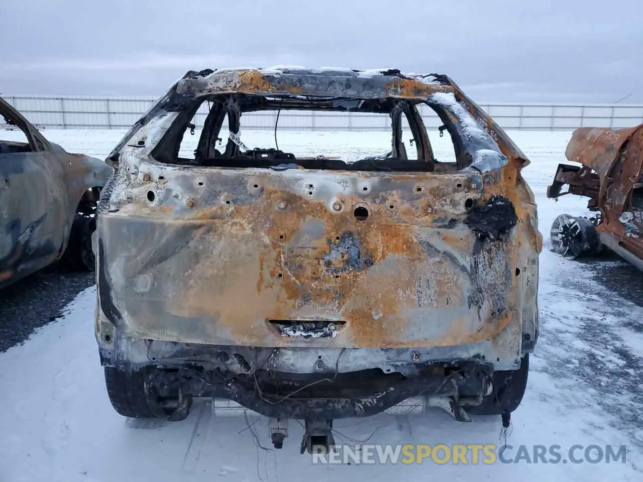6 Photograph of a damaged car 2FMPK4J97NBA84705 FORD EDGE 2022
