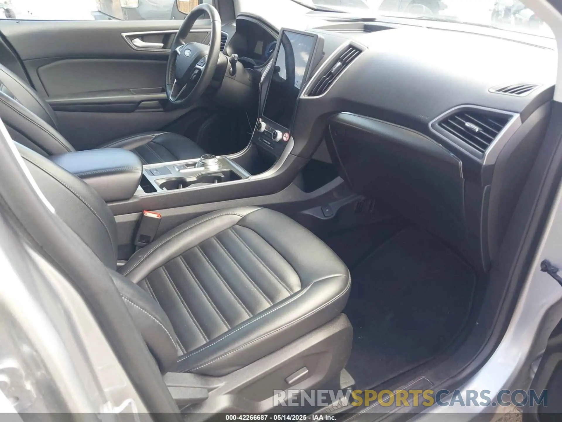 5 Photograph of a damaged car 2FMPK4J97NBB06587 FORD EDGE 2022
