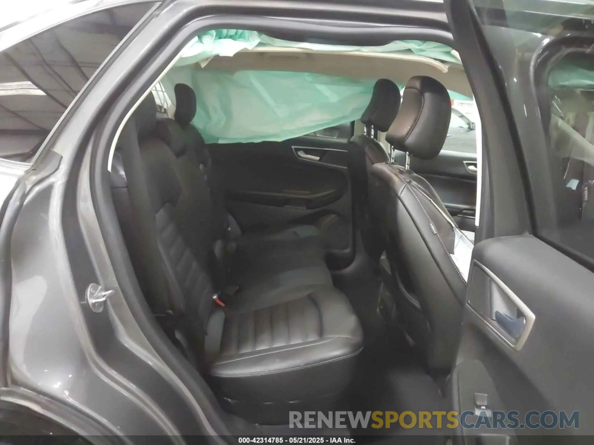 8 Photograph of a damaged car 2FMPK4J98NBA19054 FORD EDGE 2022