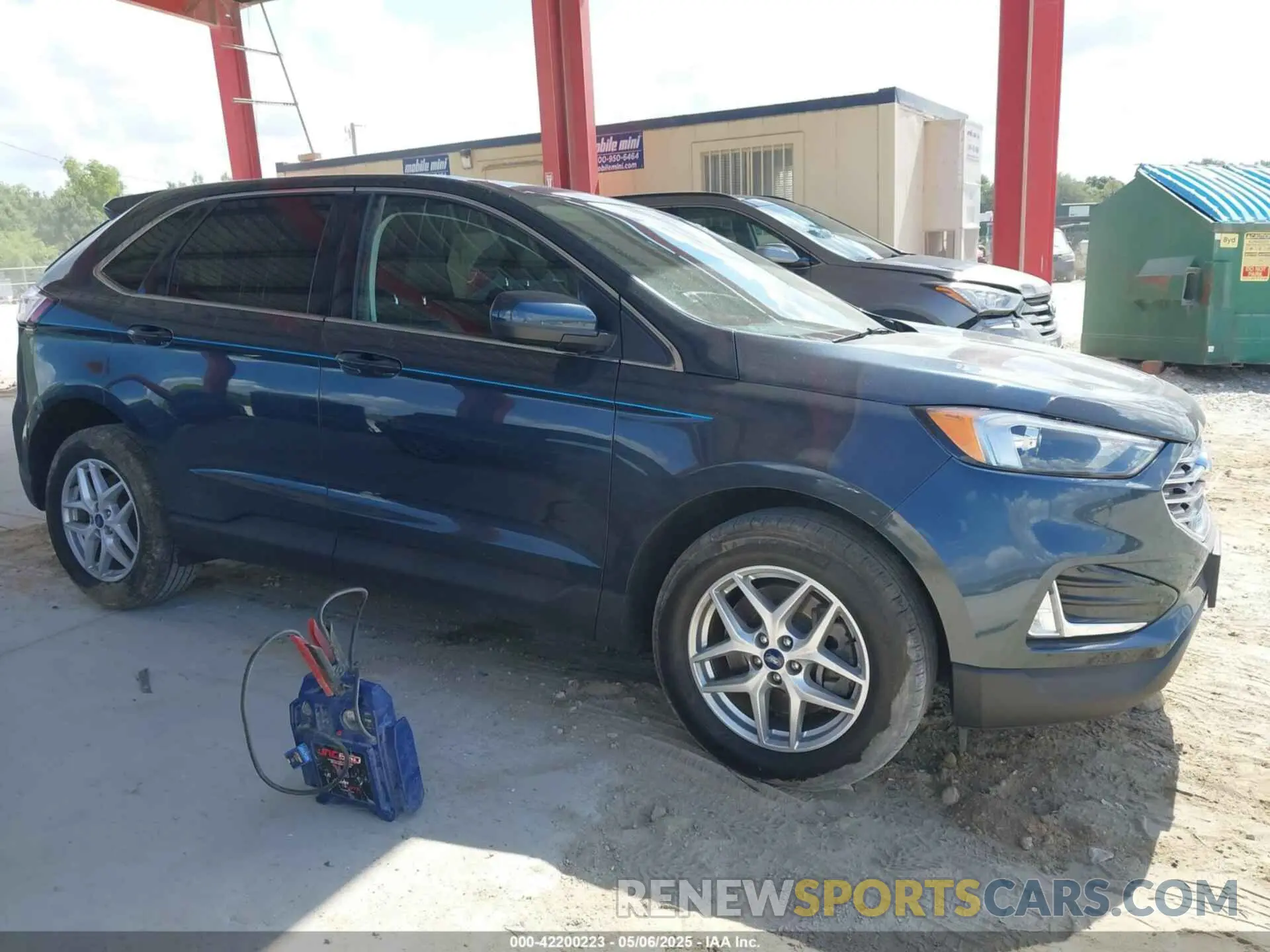 13 Photograph of a damaged car 2FMPK4J98NBA72773 FORD EDGE 2022