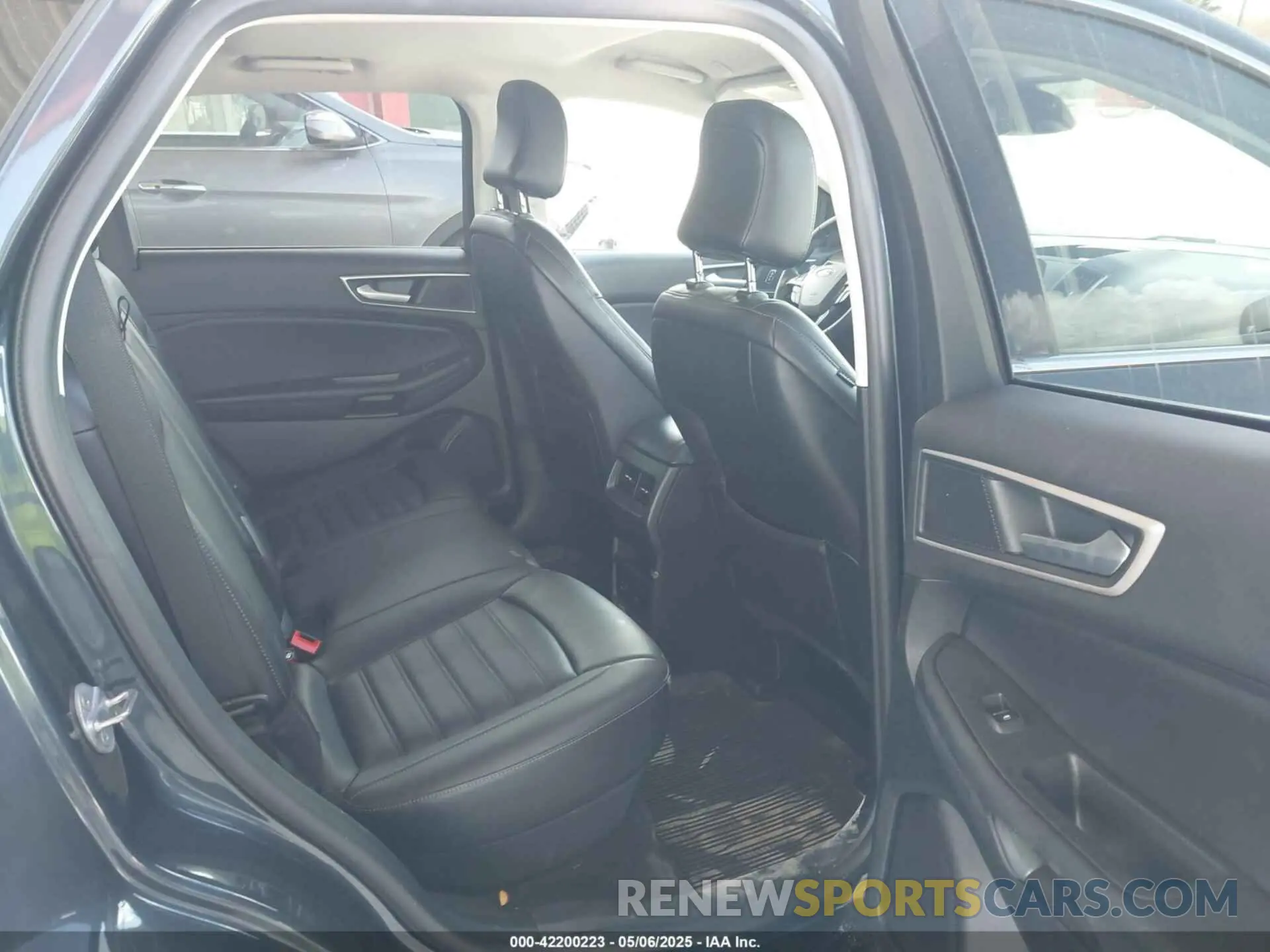 8 Photograph of a damaged car 2FMPK4J98NBA72773 FORD EDGE 2022
