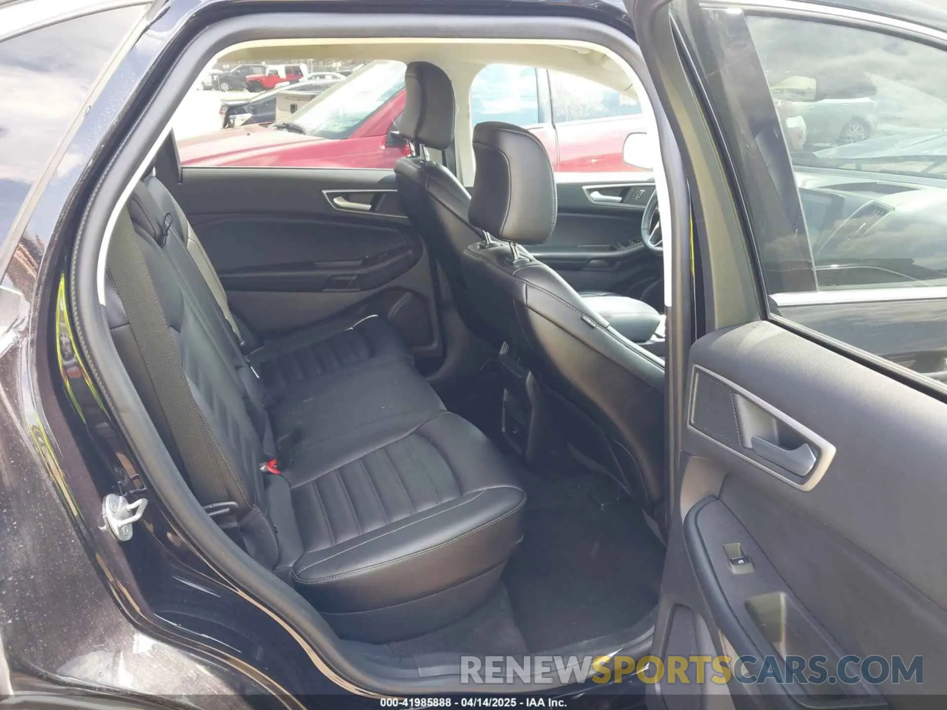 8 Photograph of a damaged car 2FMPK4J99NBA38406 FORD EDGE 2022