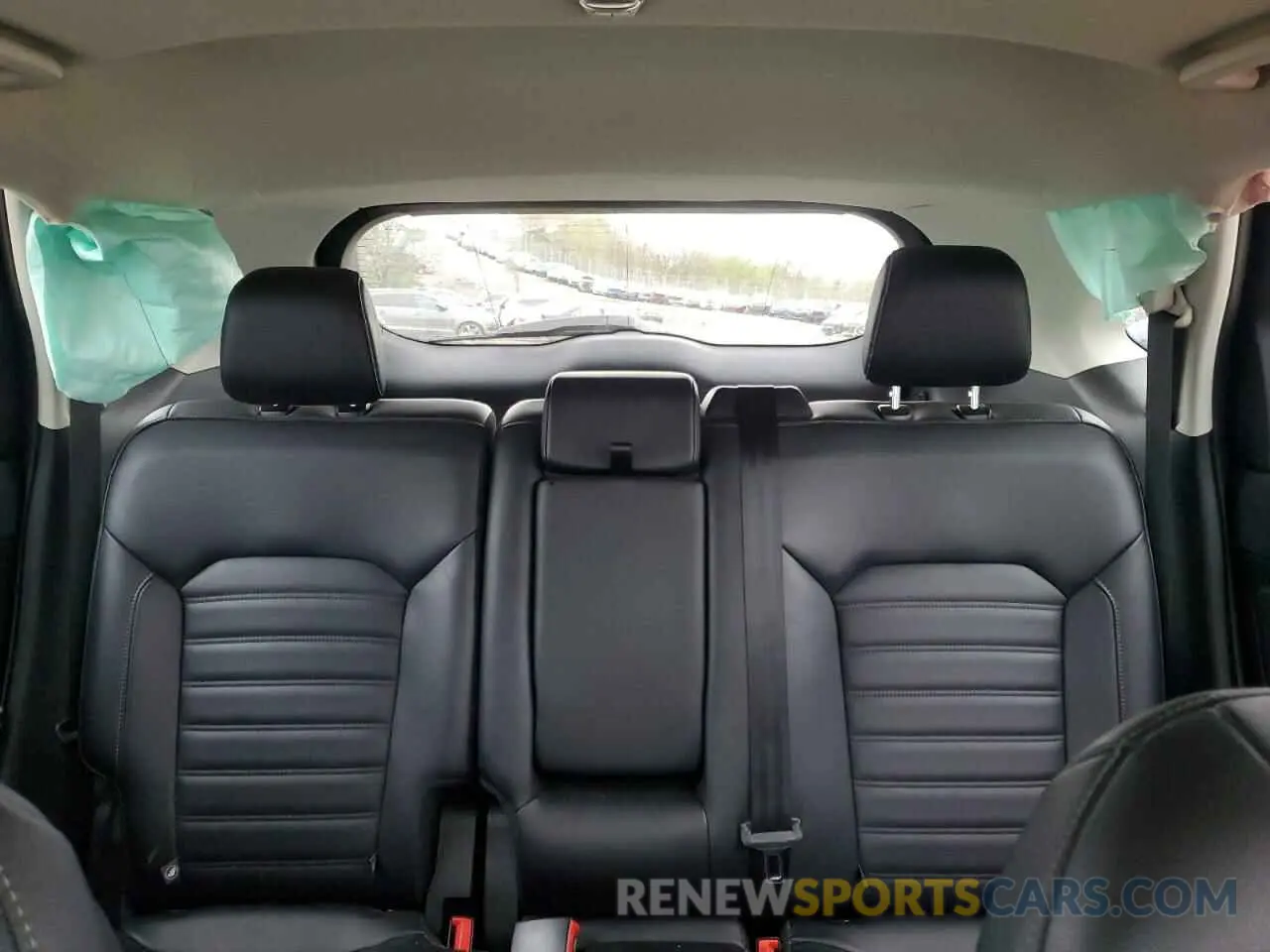 10 Photograph of a damaged car 2FMPK4J99NBA92501 FORD EDGE 2022