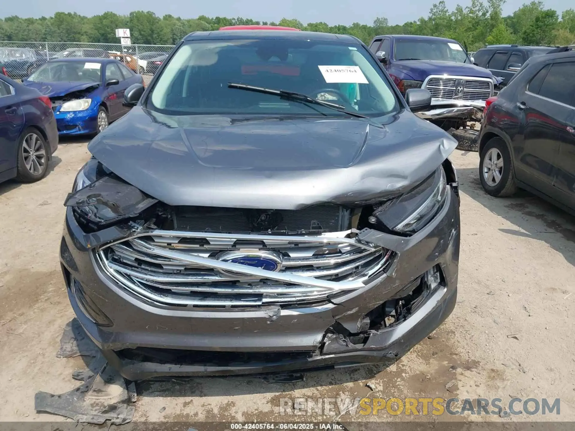 12 Photograph of a damaged car 2FMPK4J99NBB00208 FORD EDGE 2022