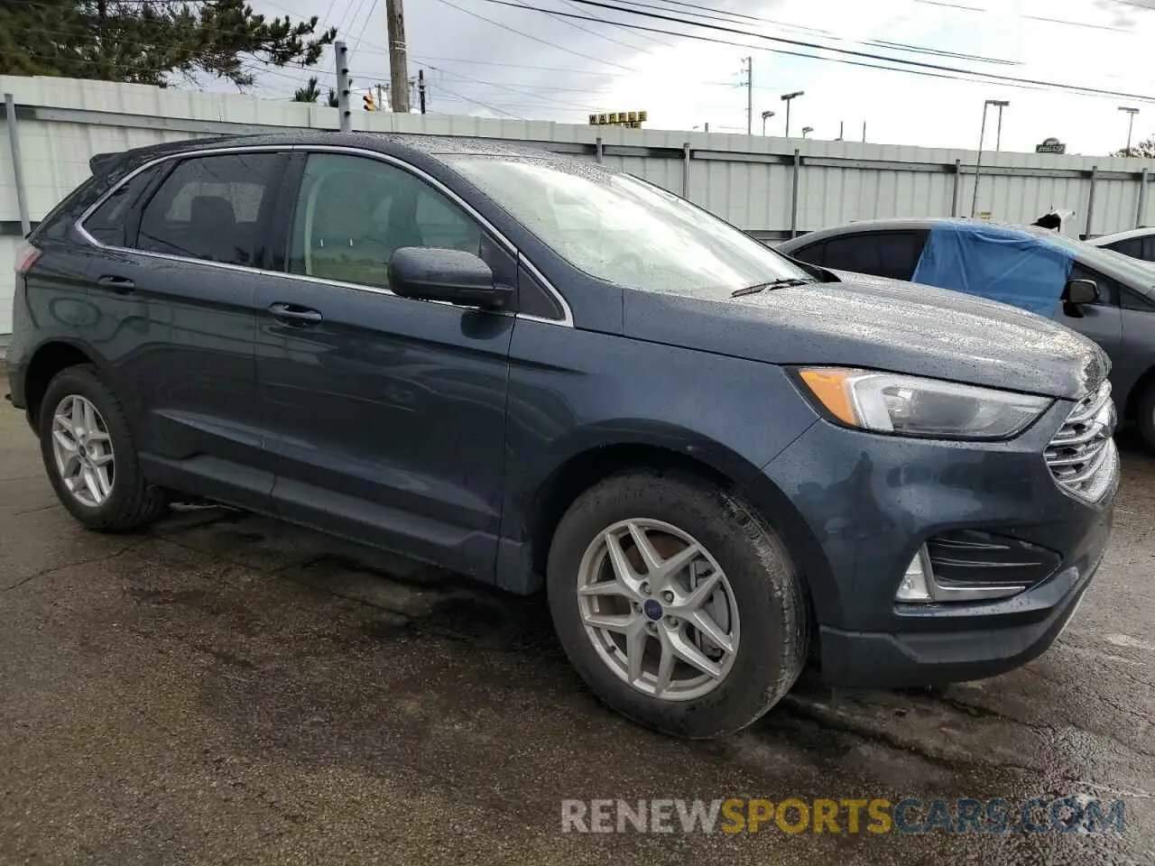 4 Photograph of a damaged car 2FMPK4J9XNBA60950 FORD EDGE 2022