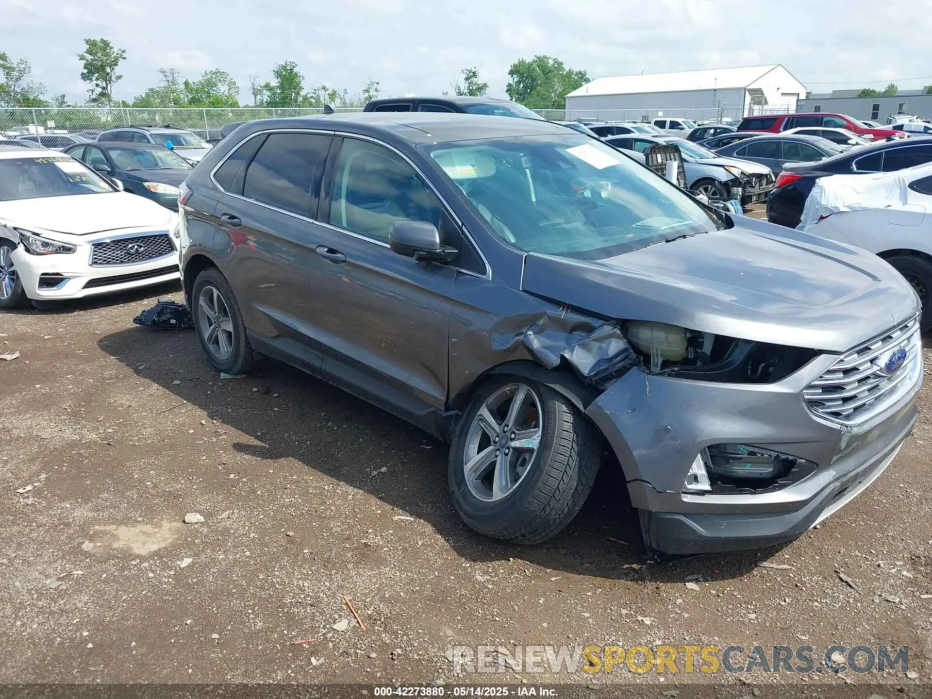 1 Photograph of a damaged car 2FMPK4J9XNBB11072 FORD EDGE 2022