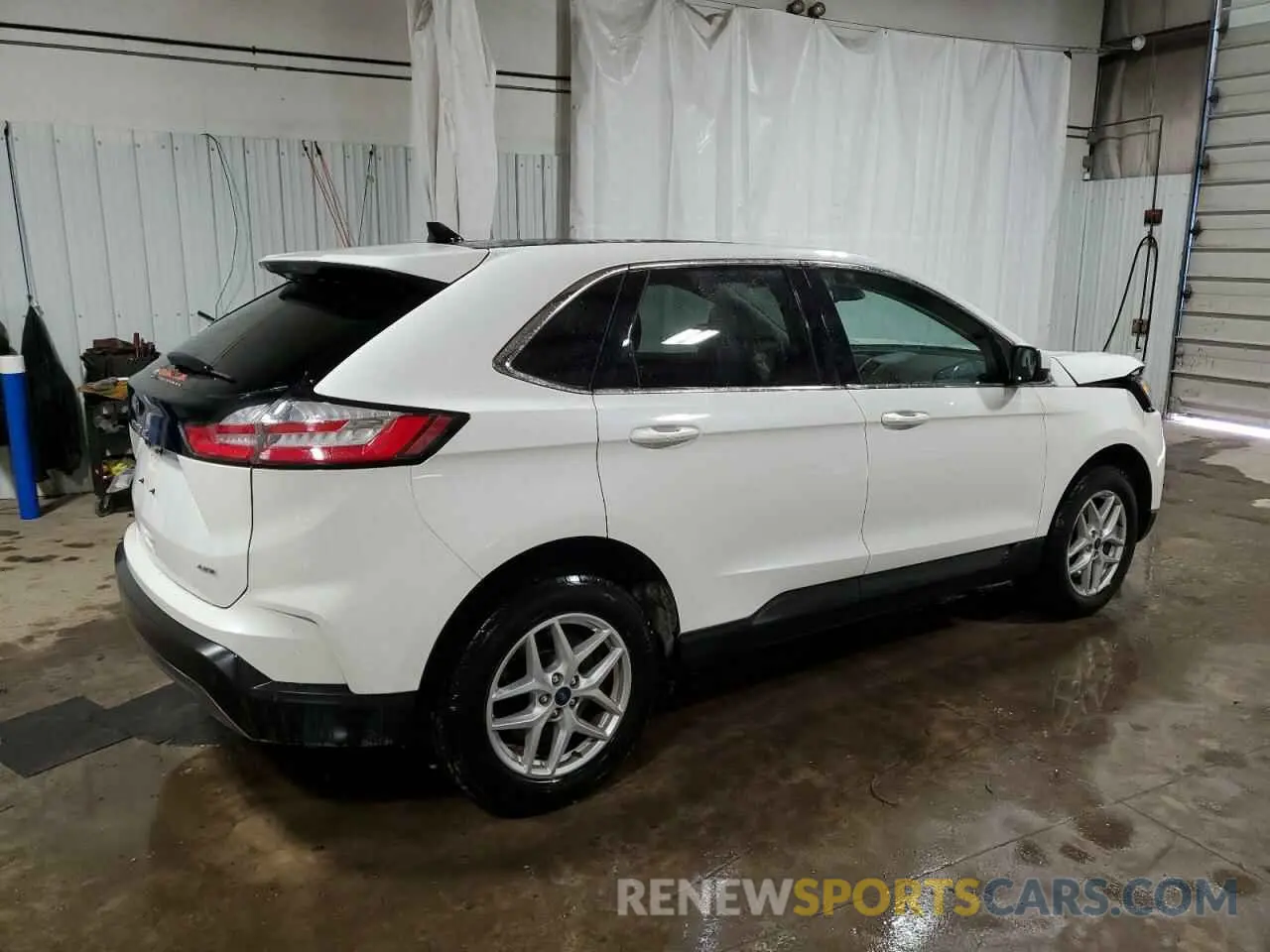 3 Photograph of a damaged car 2FMPK4J9XNBB13419 FORD EDGE 2022