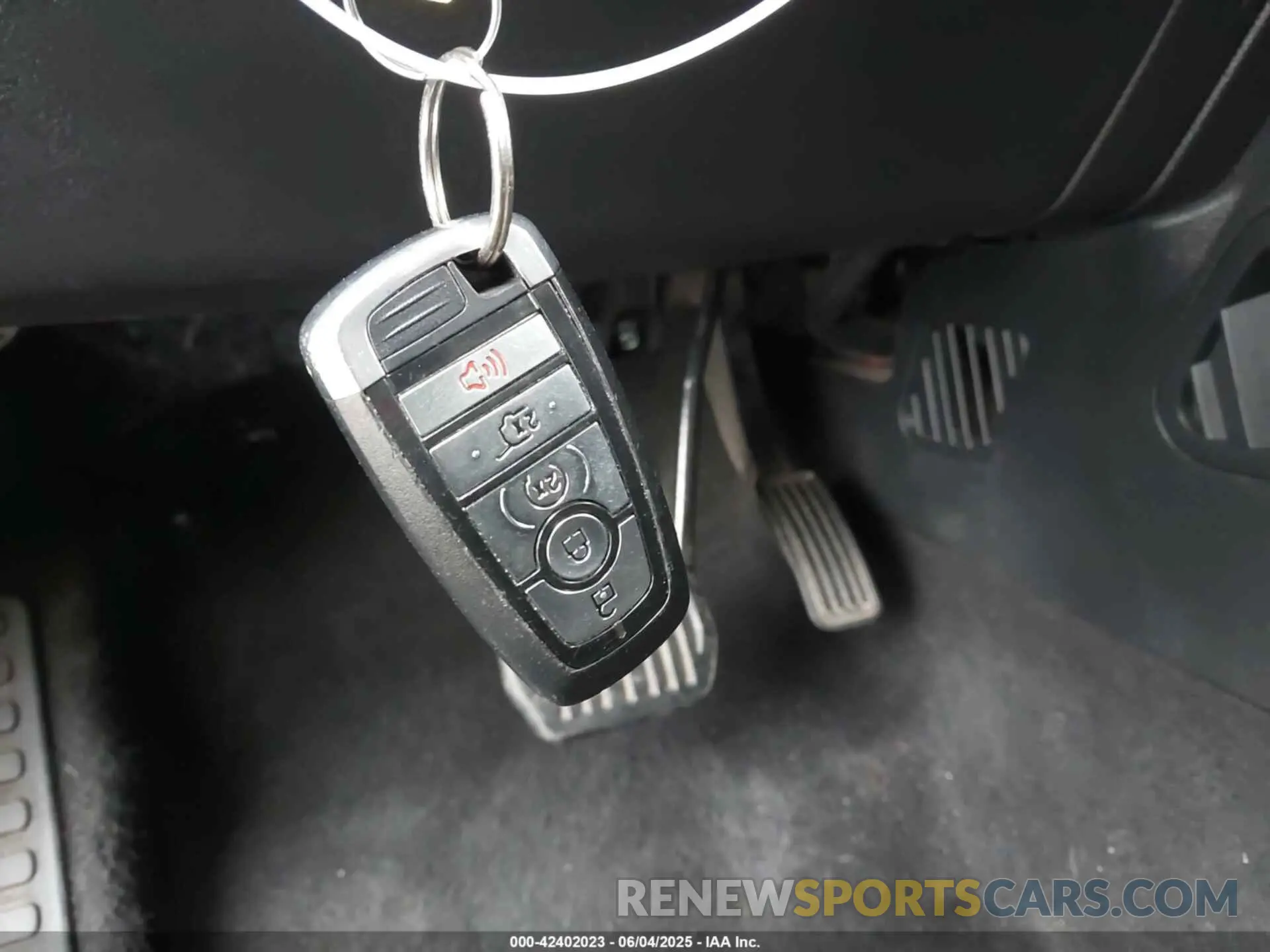 11 Photograph of a damaged car 2FMPK4K91NBA94645 FORD EDGE 2022