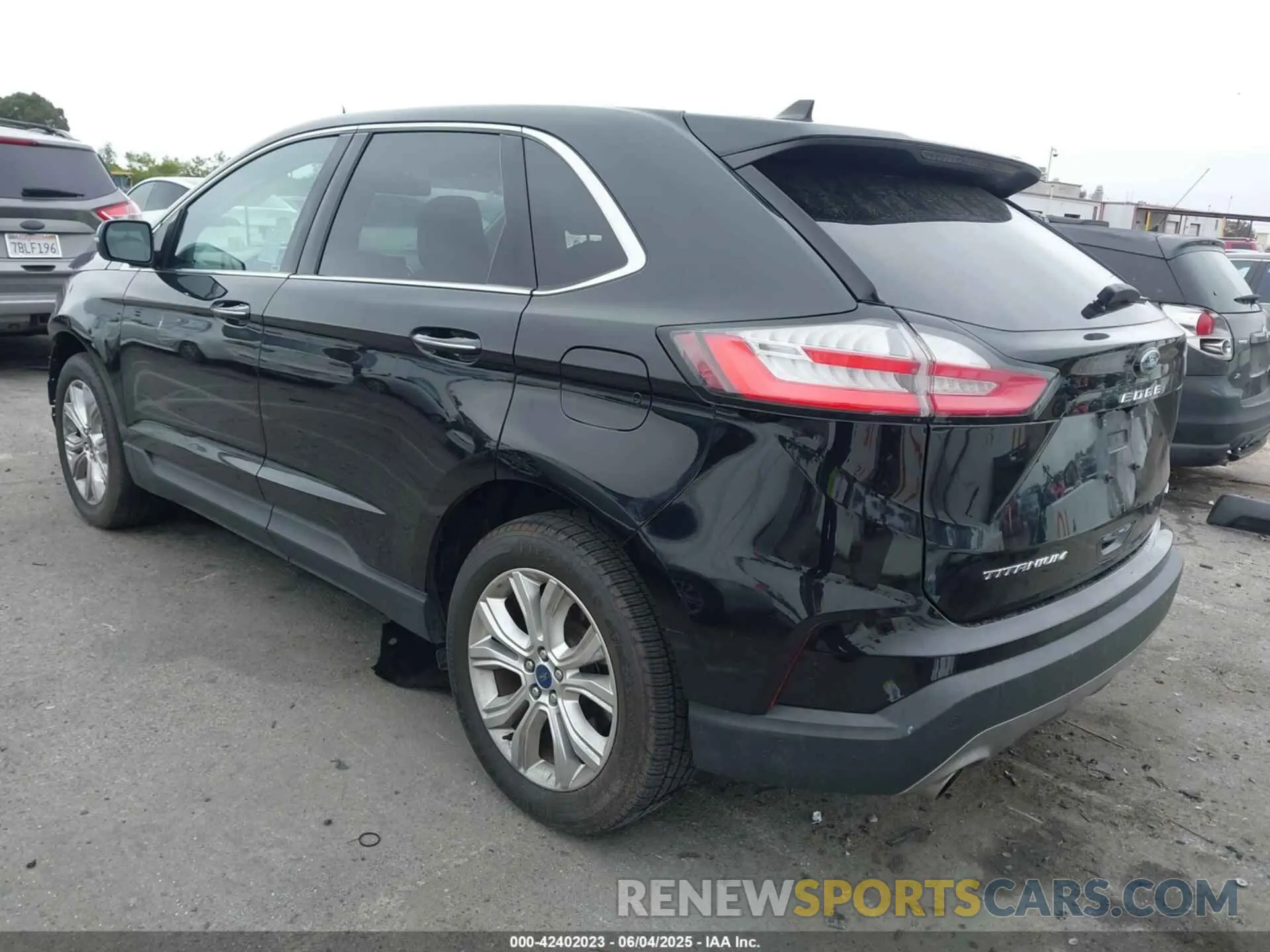 3 Photograph of a damaged car 2FMPK4K91NBA94645 FORD EDGE 2022