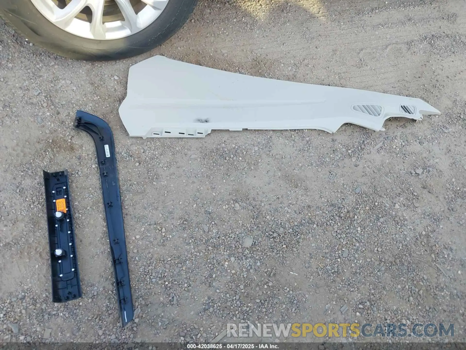 12 Photograph of a damaged car 2FMPK4K92NBB12134 FORD EDGE 2022
