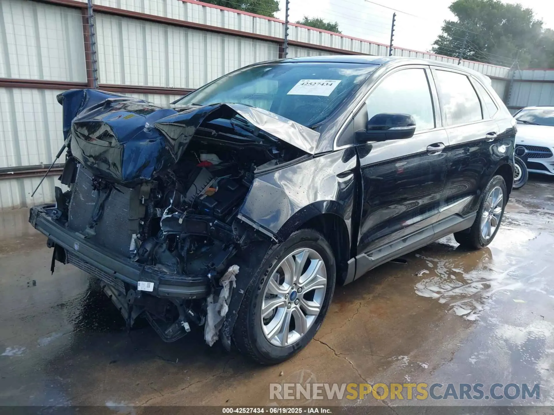 2 Photograph of a damaged car 2FMPK4K93NBA37833 FORD EDGE 2022
