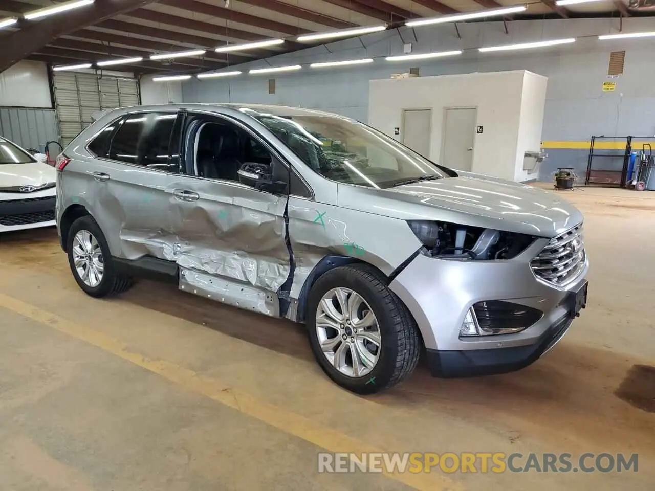 4 Photograph of a damaged car 2FMPK4K93NBB07184 FORD EDGE 2022
