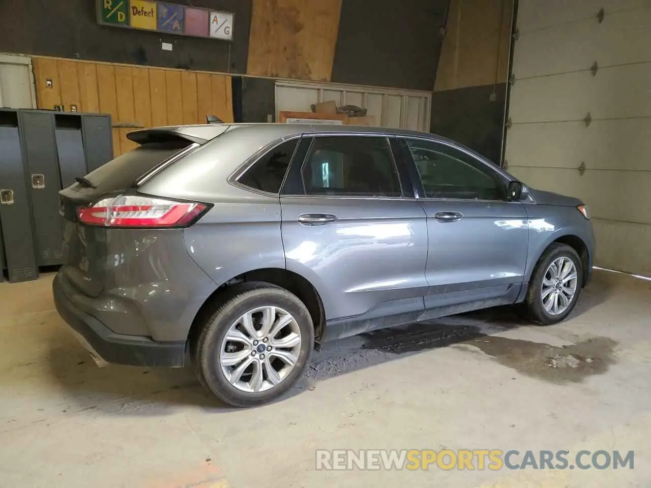 3 Photograph of a damaged car 2FMPK4K94NBA51918 FORD EDGE 2022
