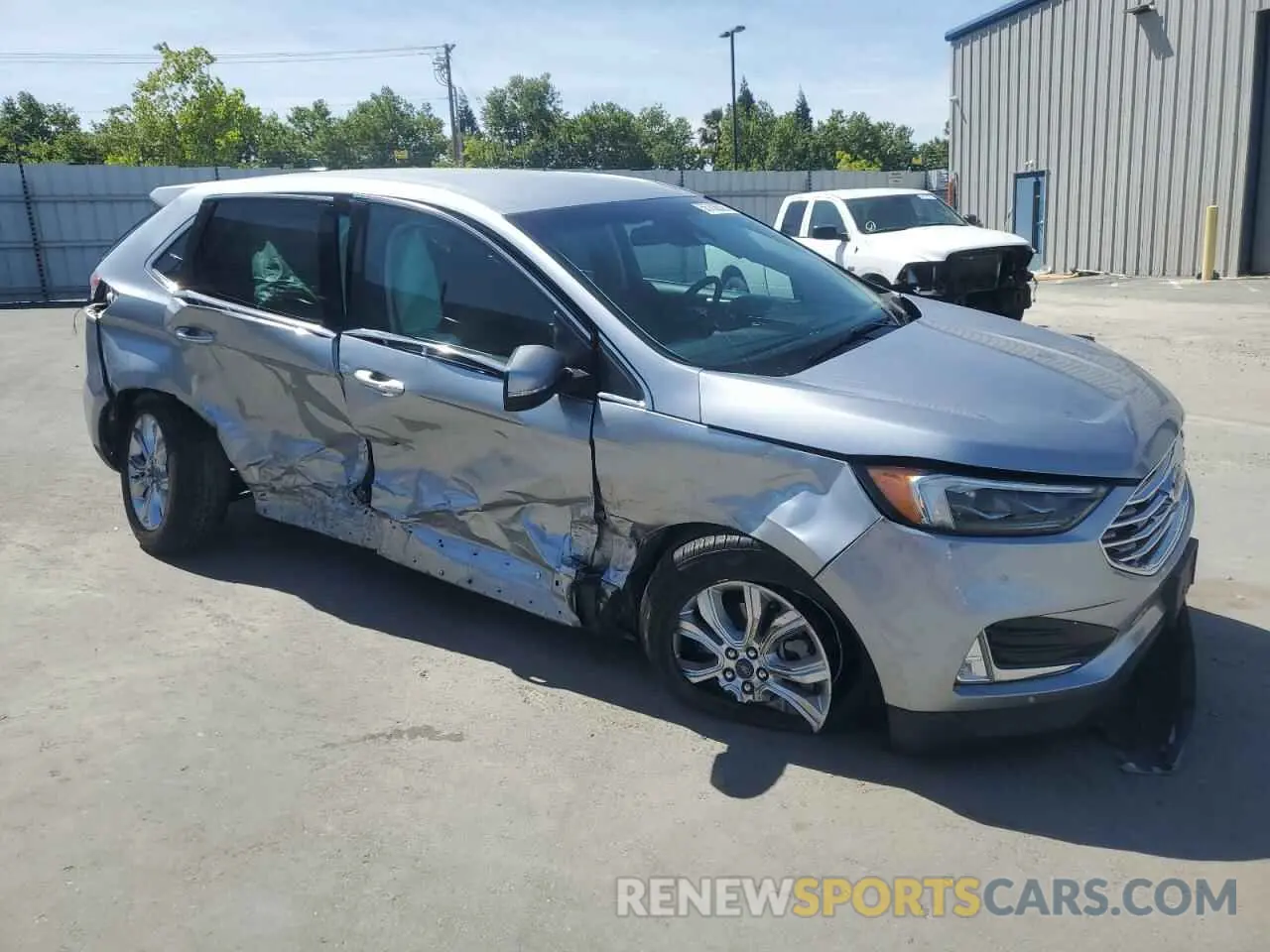 4 Photograph of a damaged car 2FMPK4K94NBA55709 FORD EDGE 2022