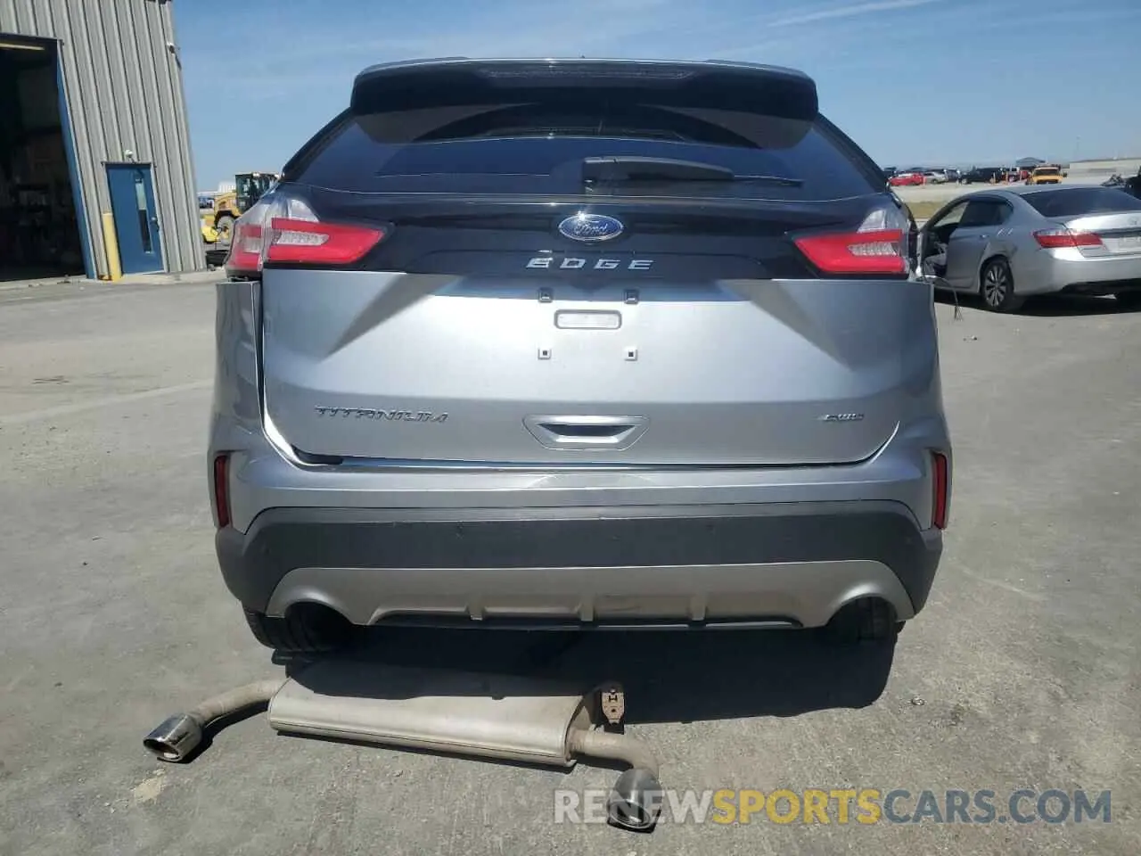 6 Photograph of a damaged car 2FMPK4K94NBA55709 FORD EDGE 2022