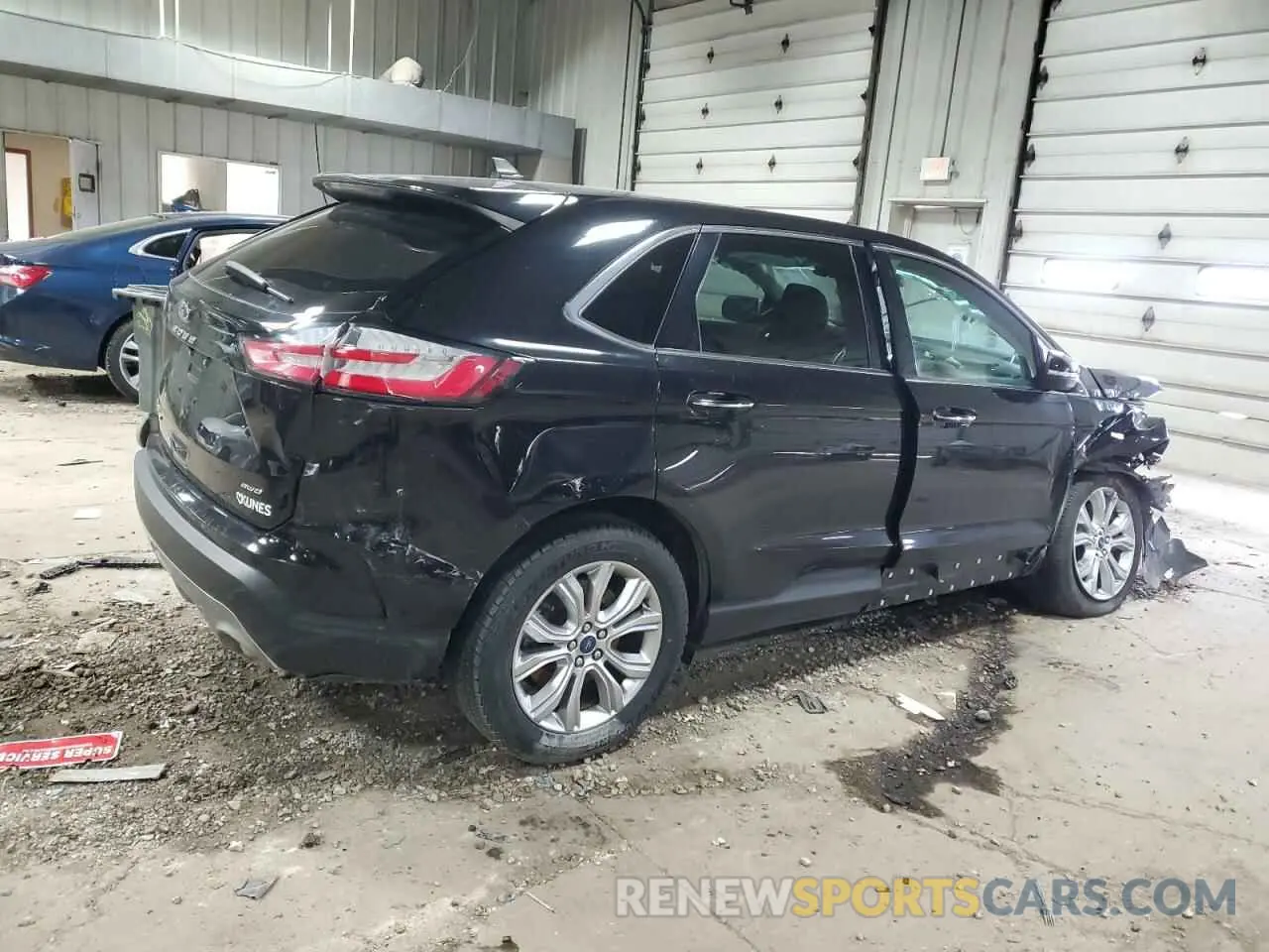 3 Photograph of a damaged car 2FMPK4K94NBA62742 FORD EDGE 2022