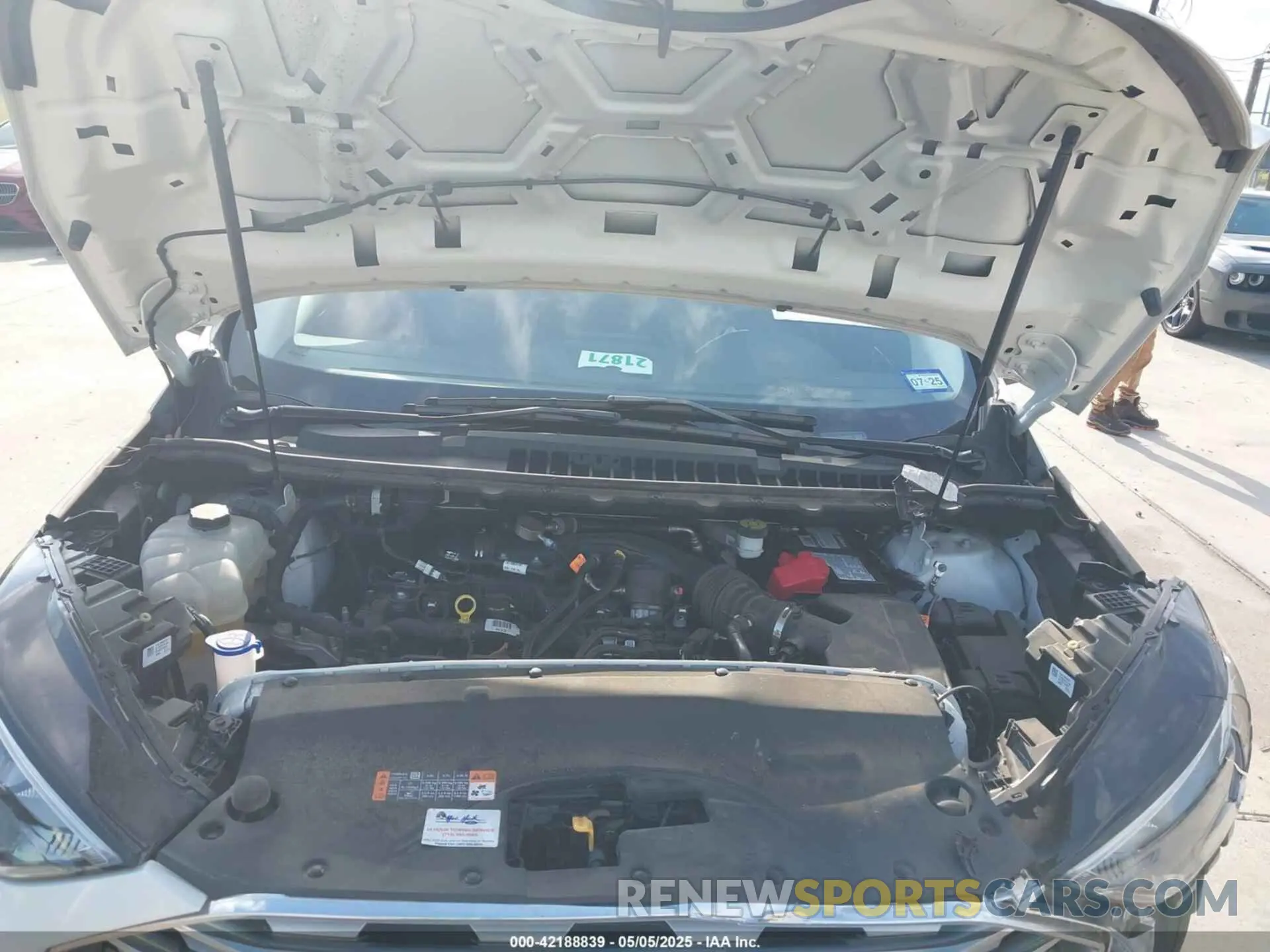 10 Photograph of a damaged car 2FMPK4K94NBA70551 FORD EDGE 2022
