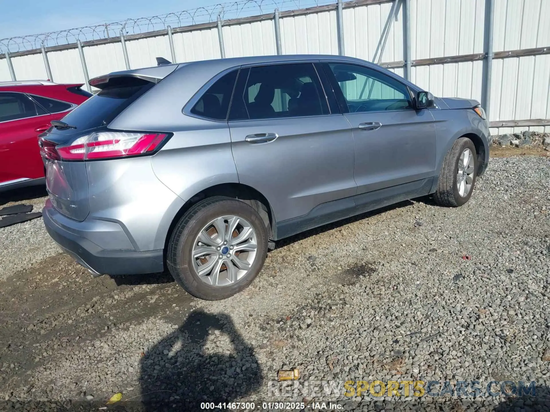 4 Photograph of a damaged car 2FMPK4K95NBA38997 FORD EDGE 2022