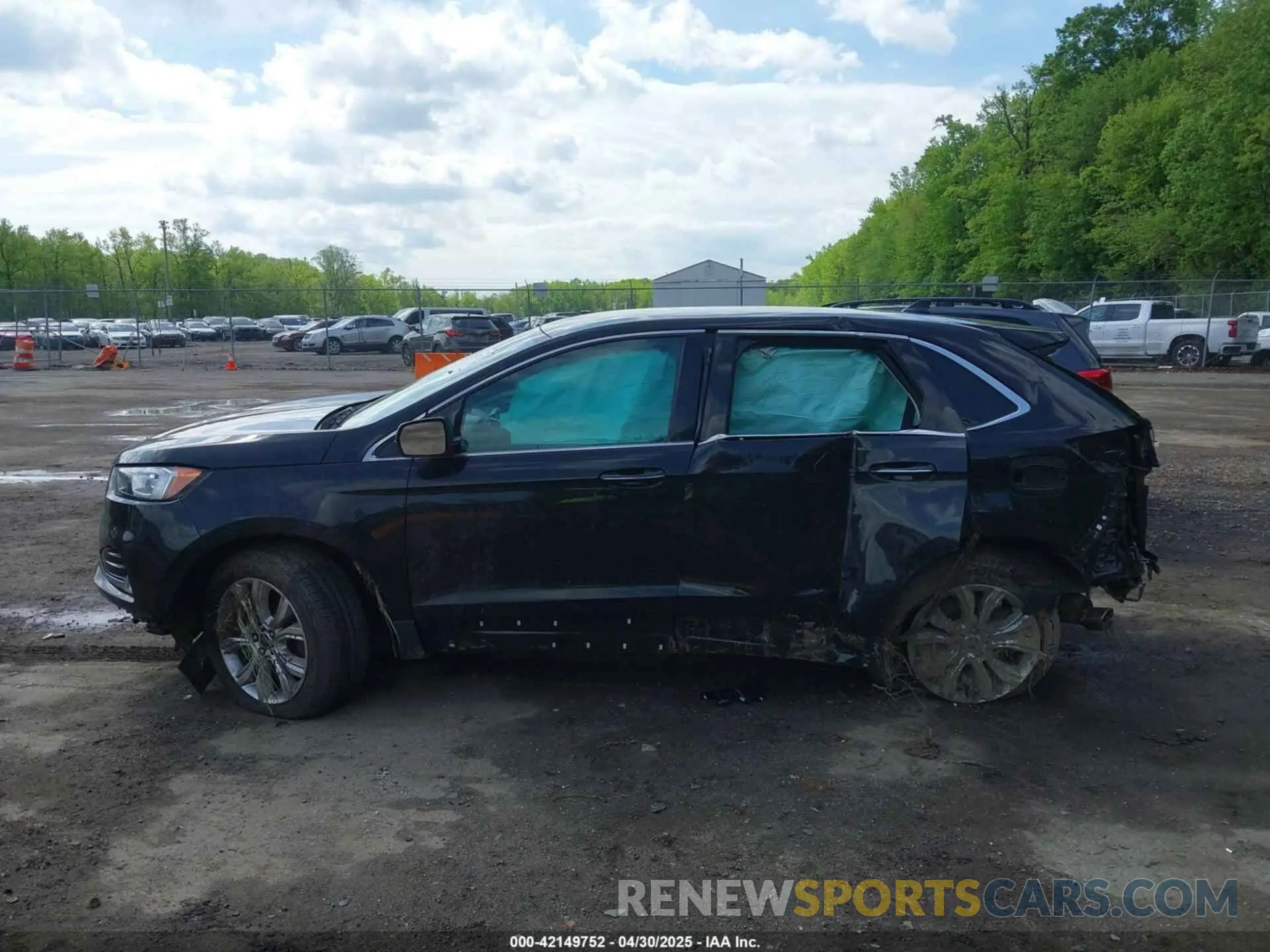 13 Photograph of a damaged car 2FMPK4K95NBA45450 FORD EDGE 2022