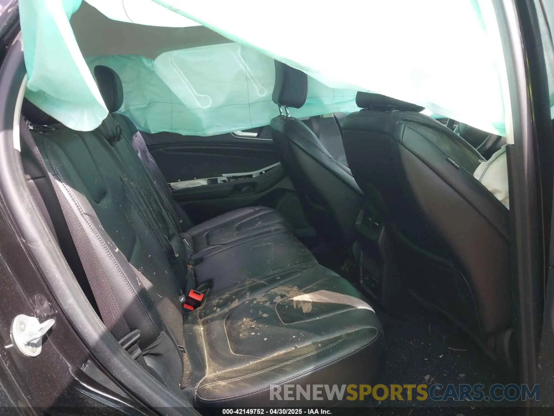 8 Photograph of a damaged car 2FMPK4K95NBA45450 FORD EDGE 2022