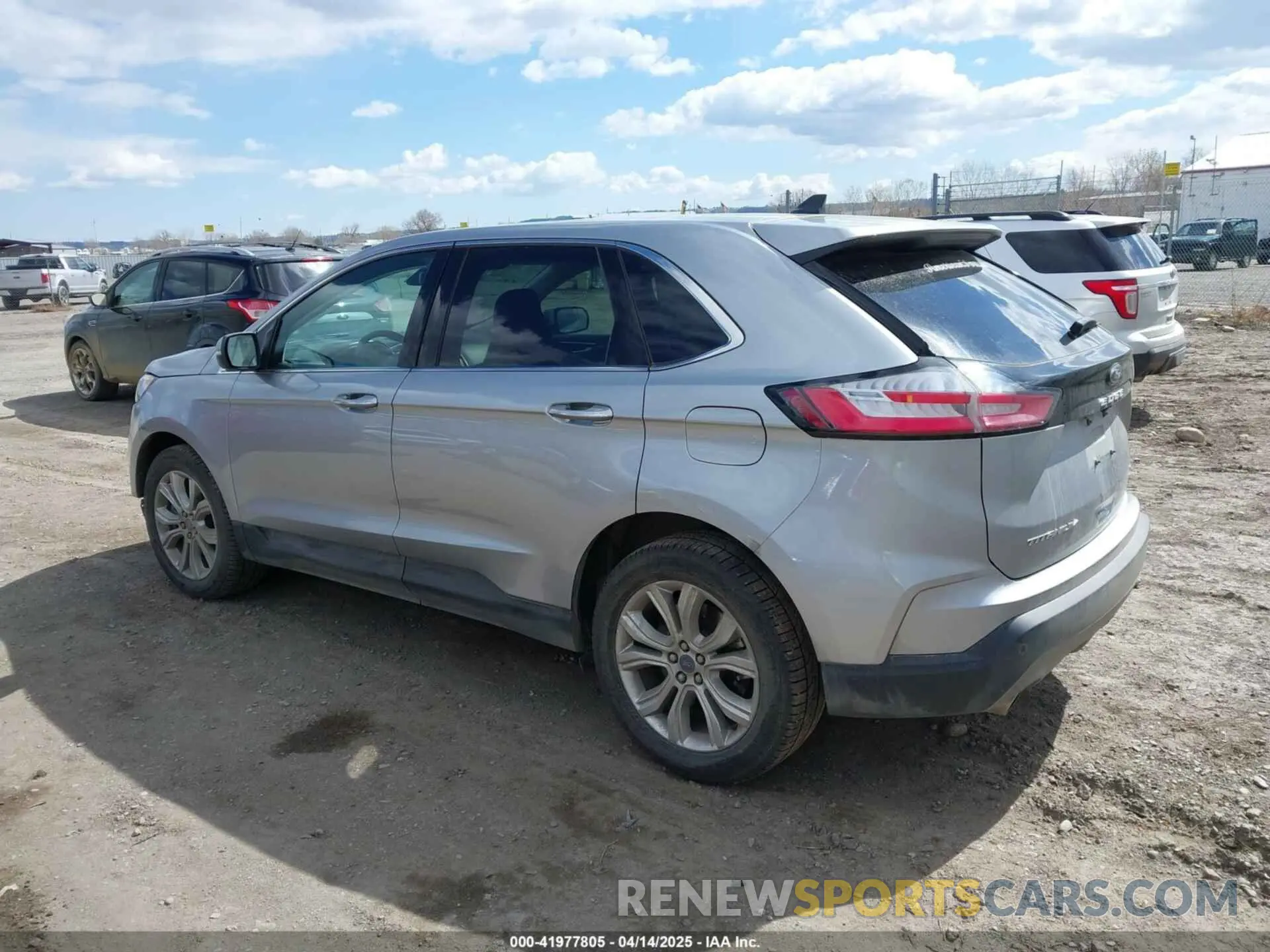 3 Photograph of a damaged car 2FMPK4K95NBA62894 FORD EDGE 2022