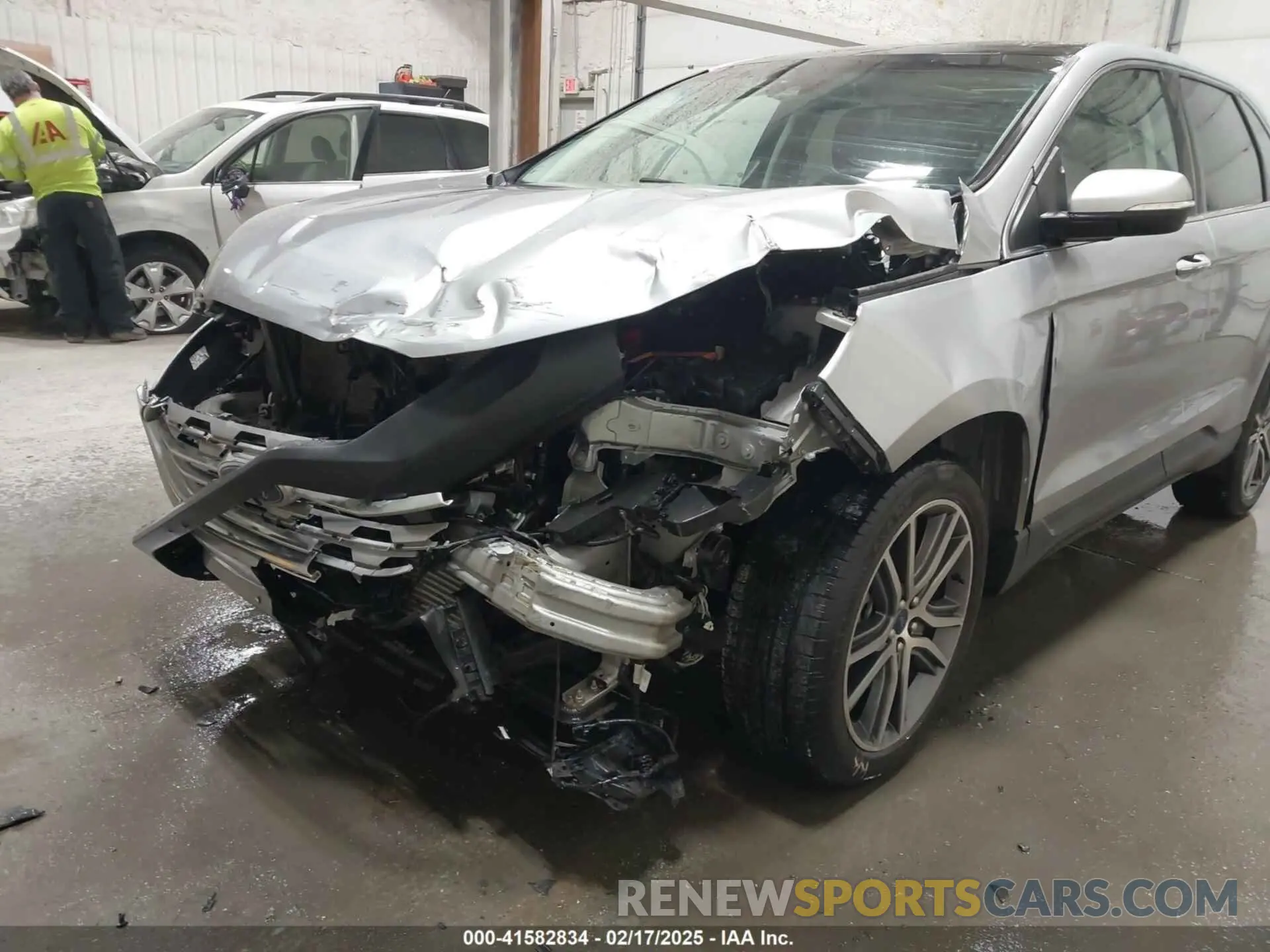 6 Photograph of a damaged car 2FMPK4K96NBA22582 FORD EDGE 2022