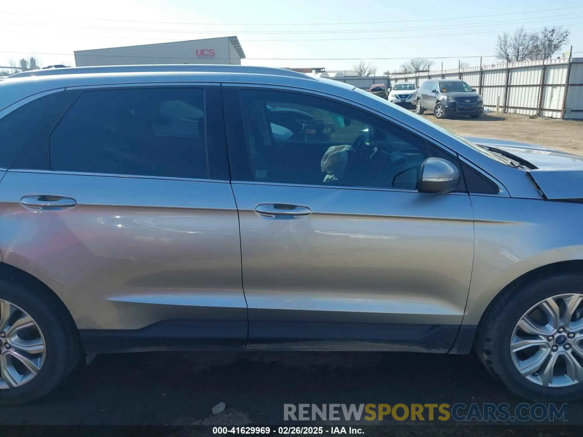 13 Photograph of a damaged car 2FMPK4K97NBA13096 FORD EDGE 2022