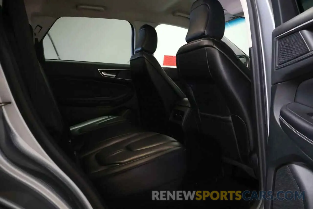 6 Photograph of a damaged car 2FMPK4K97NBA94861 FORD EDGE 2022