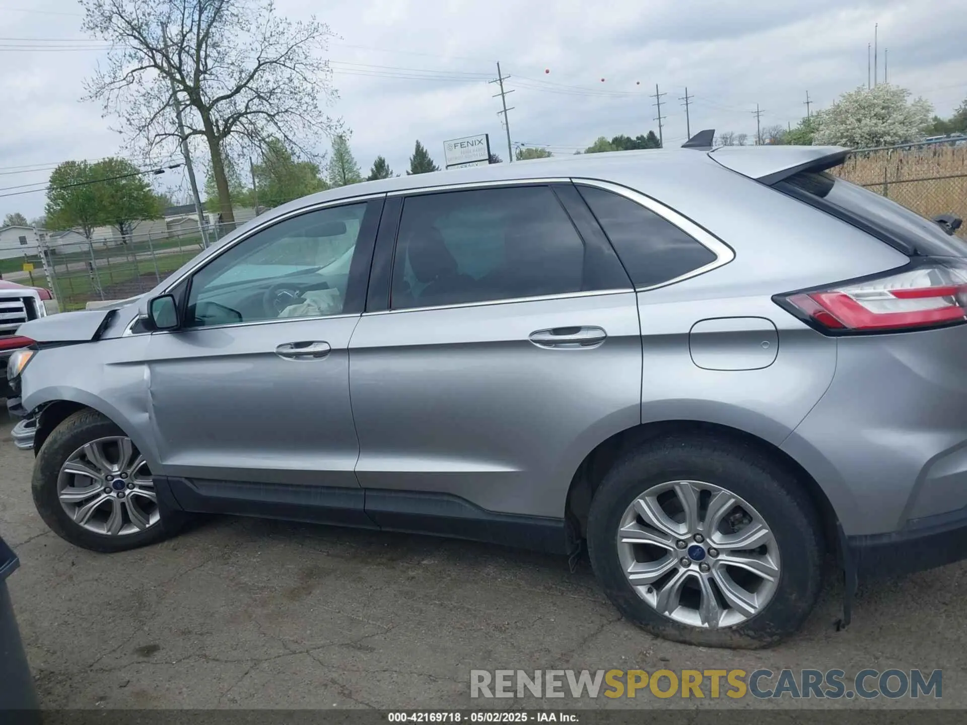 14 Photograph of a damaged car 2FMPK4K98NBA00308 FORD EDGE 2022