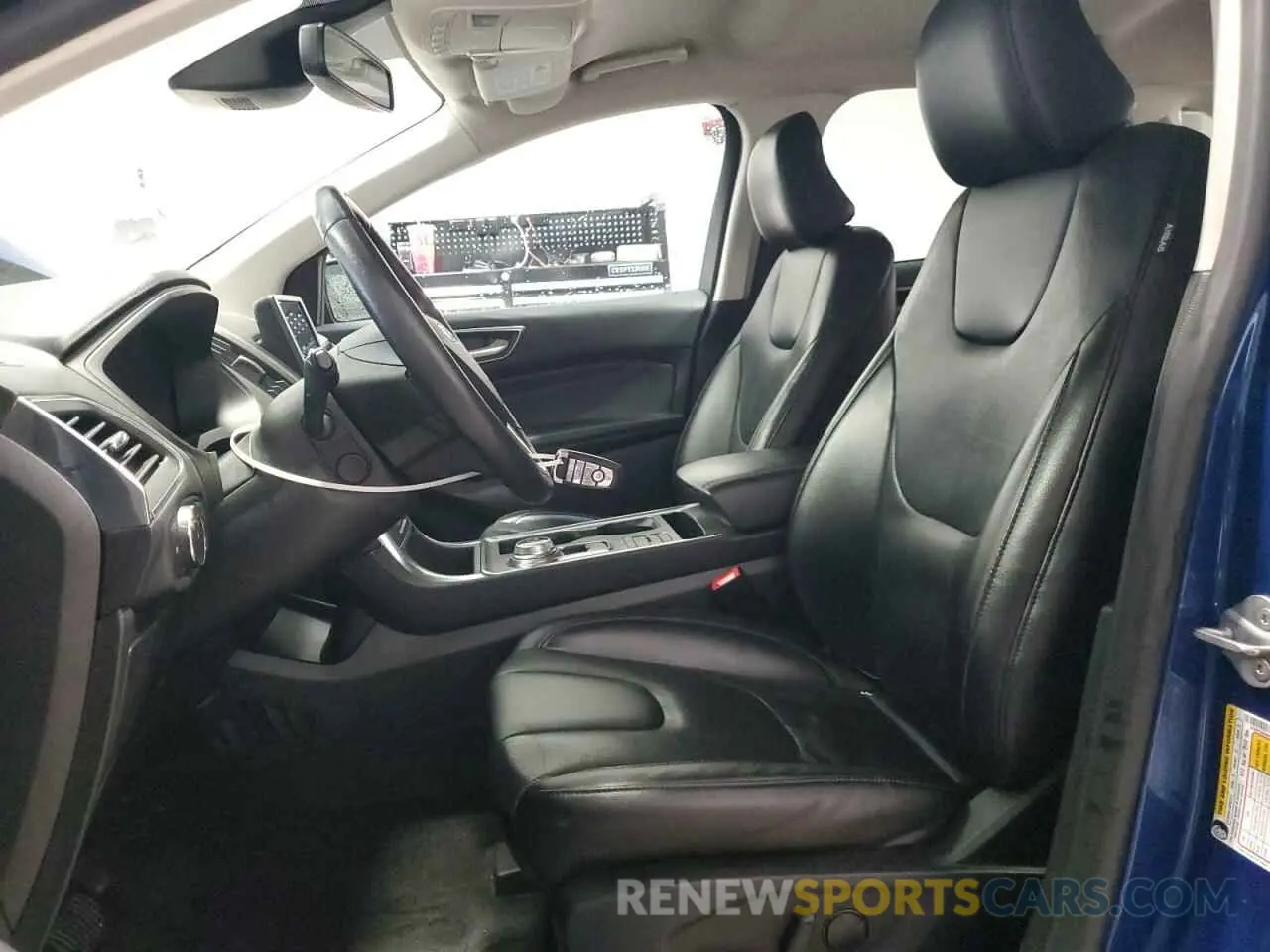 7 Photograph of a damaged car 2FMPK4K98NBB04121 FORD EDGE 2022