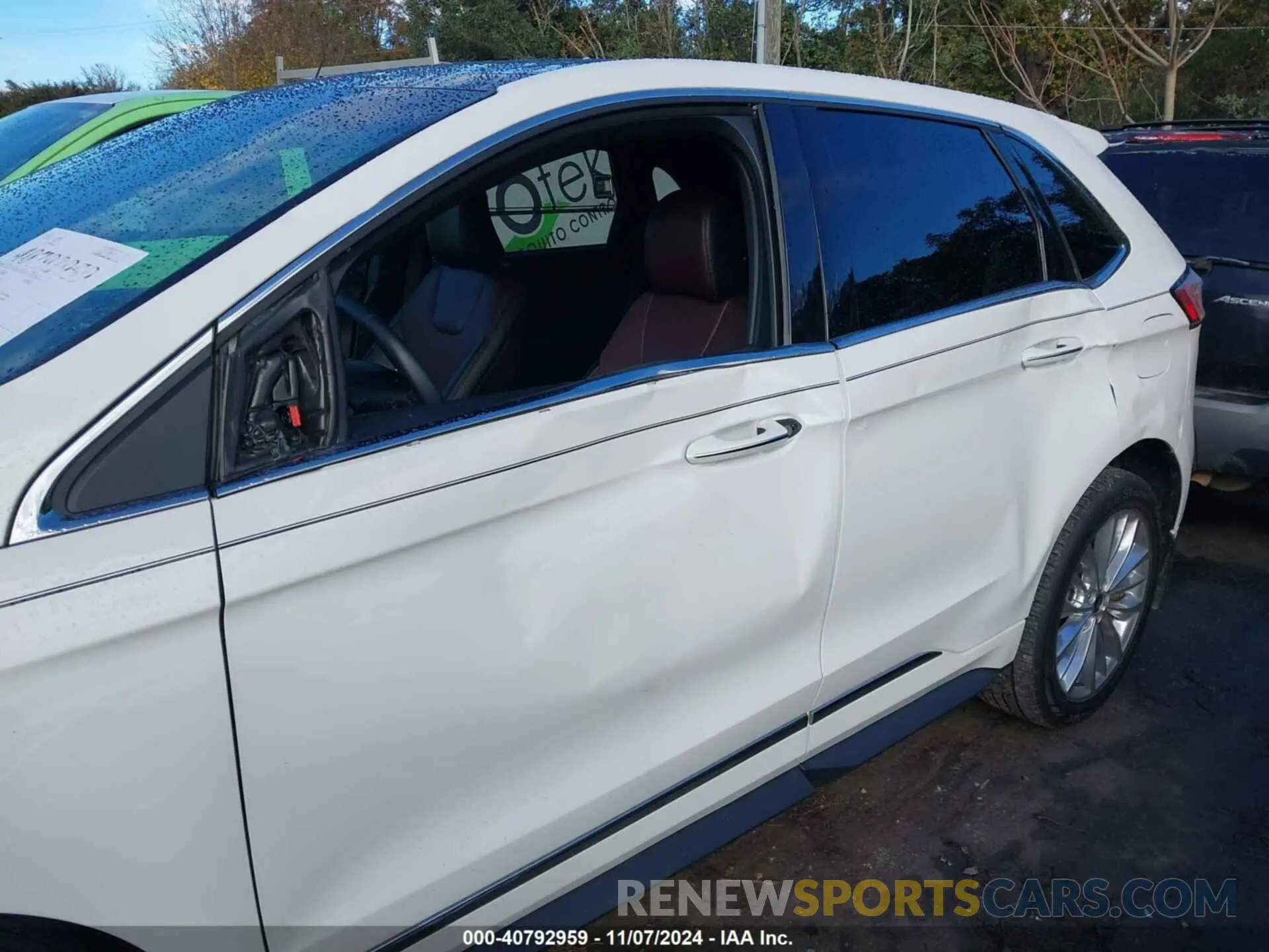 6 Photograph of a damaged car 2FMPK4K98NBB09352 FORD EDGE 2022