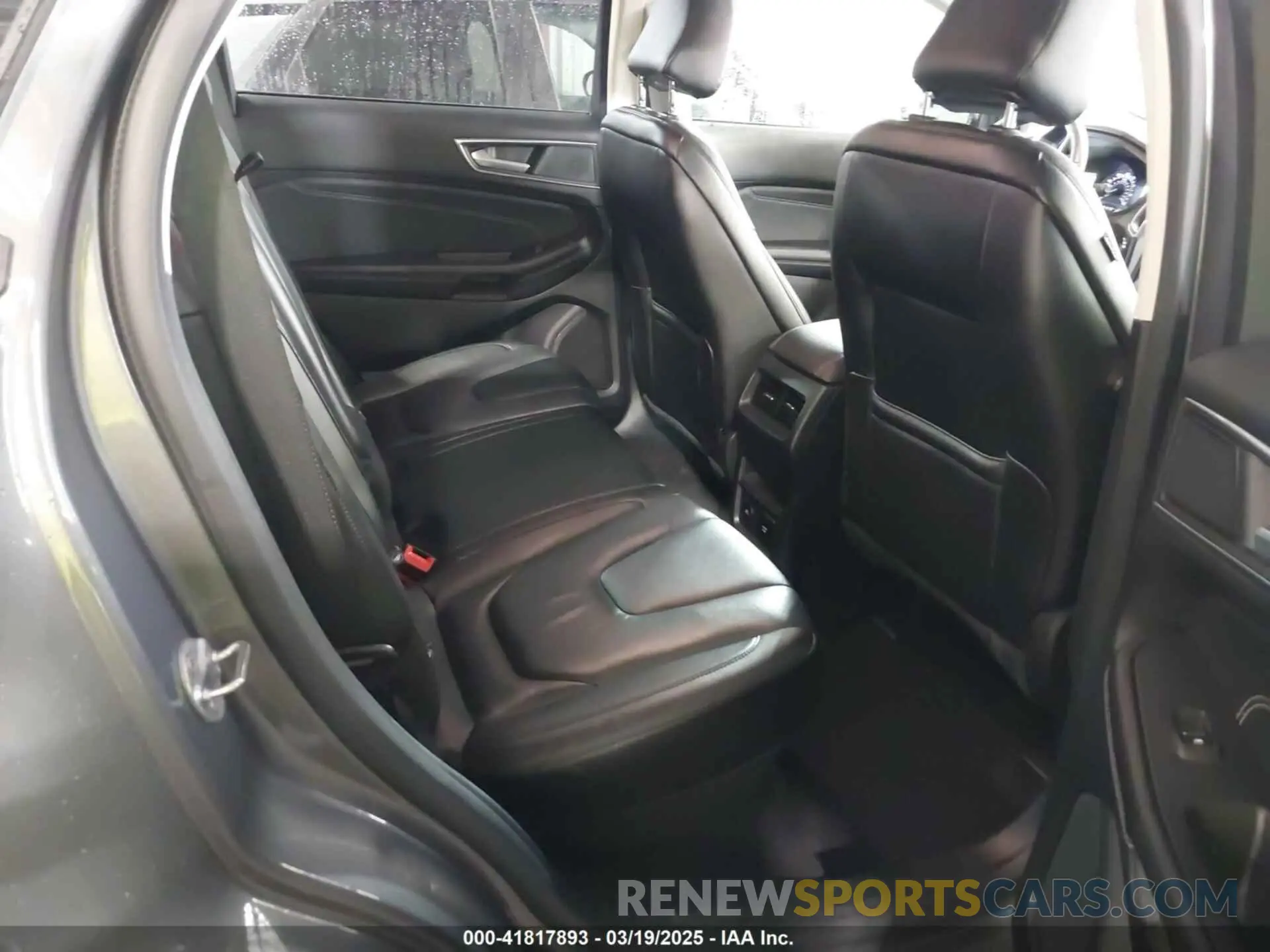 8 Photograph of a damaged car 2FMPK4K99NBB05312 FORD EDGE 2022