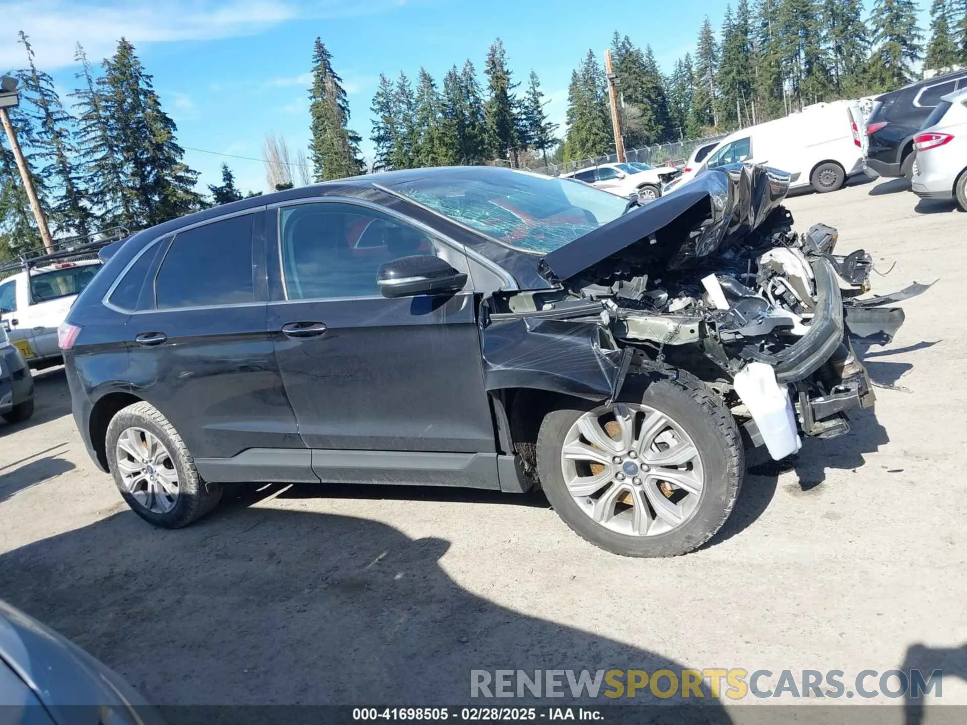 12 Photograph of a damaged car 2FMPK4K9XNBA47811 FORD EDGE 2022