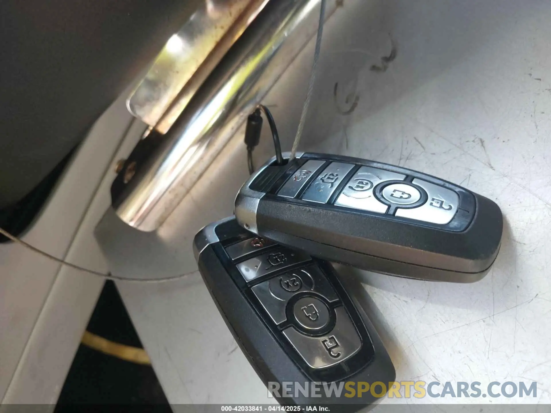 11 Photograph of a damaged car 2FMPK4K9XNBB05741 FORD EDGE 2022