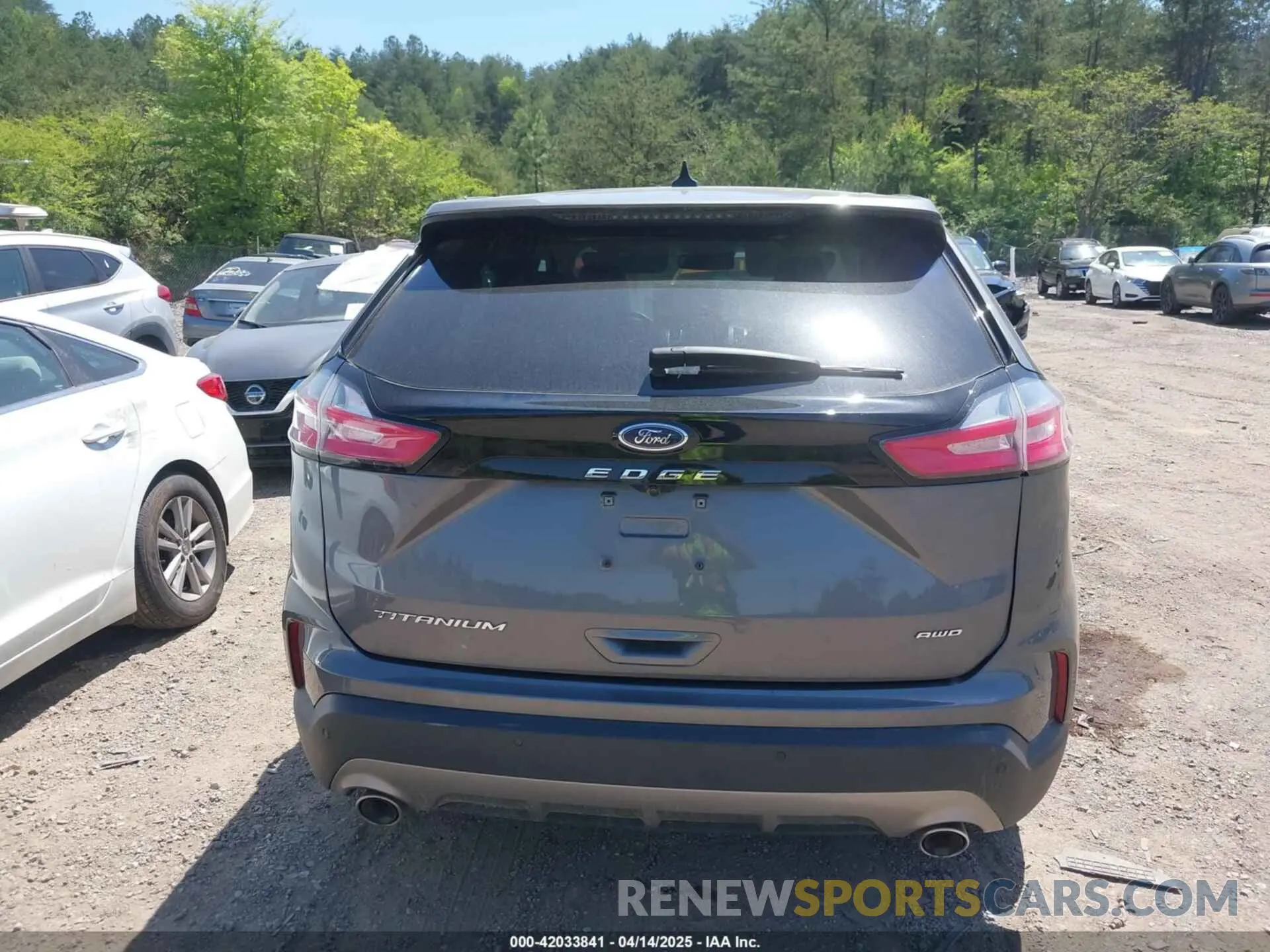 16 Photograph of a damaged car 2FMPK4K9XNBB05741 FORD EDGE 2022