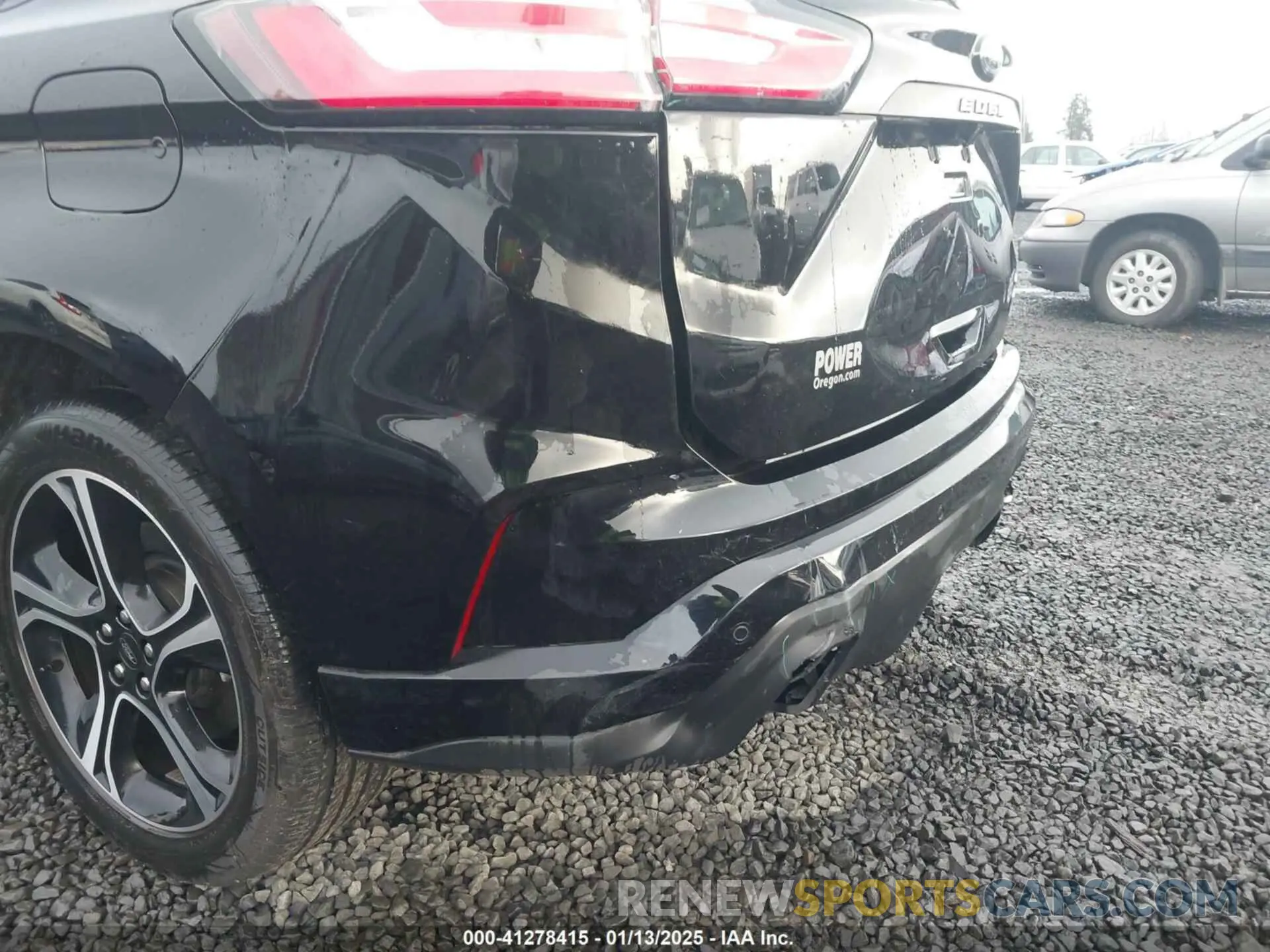 17 Photograph of a damaged car 2FMPK4AP7PBA40530 FORD EDGE 2023