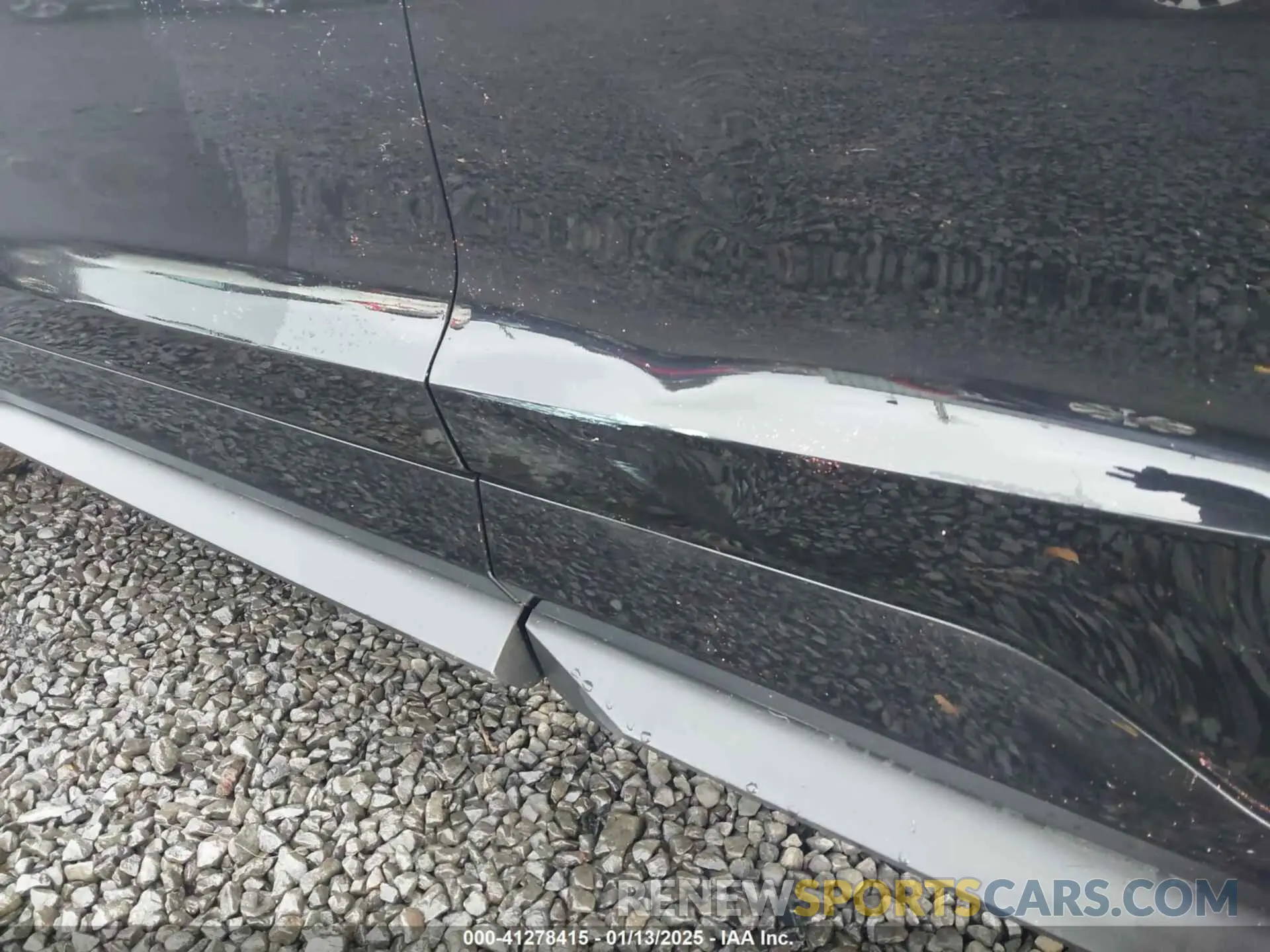 19 Photograph of a damaged car 2FMPK4AP7PBA40530 FORD EDGE 2023