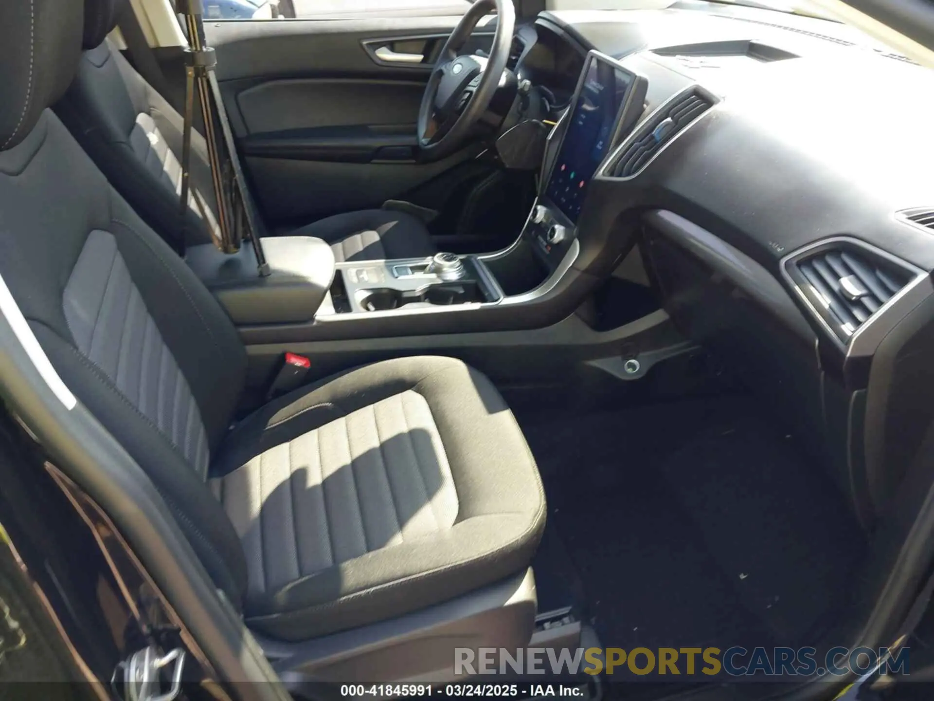 5 Photograph of a damaged car 2FMPK4G90PBA05532 FORD EDGE 2023