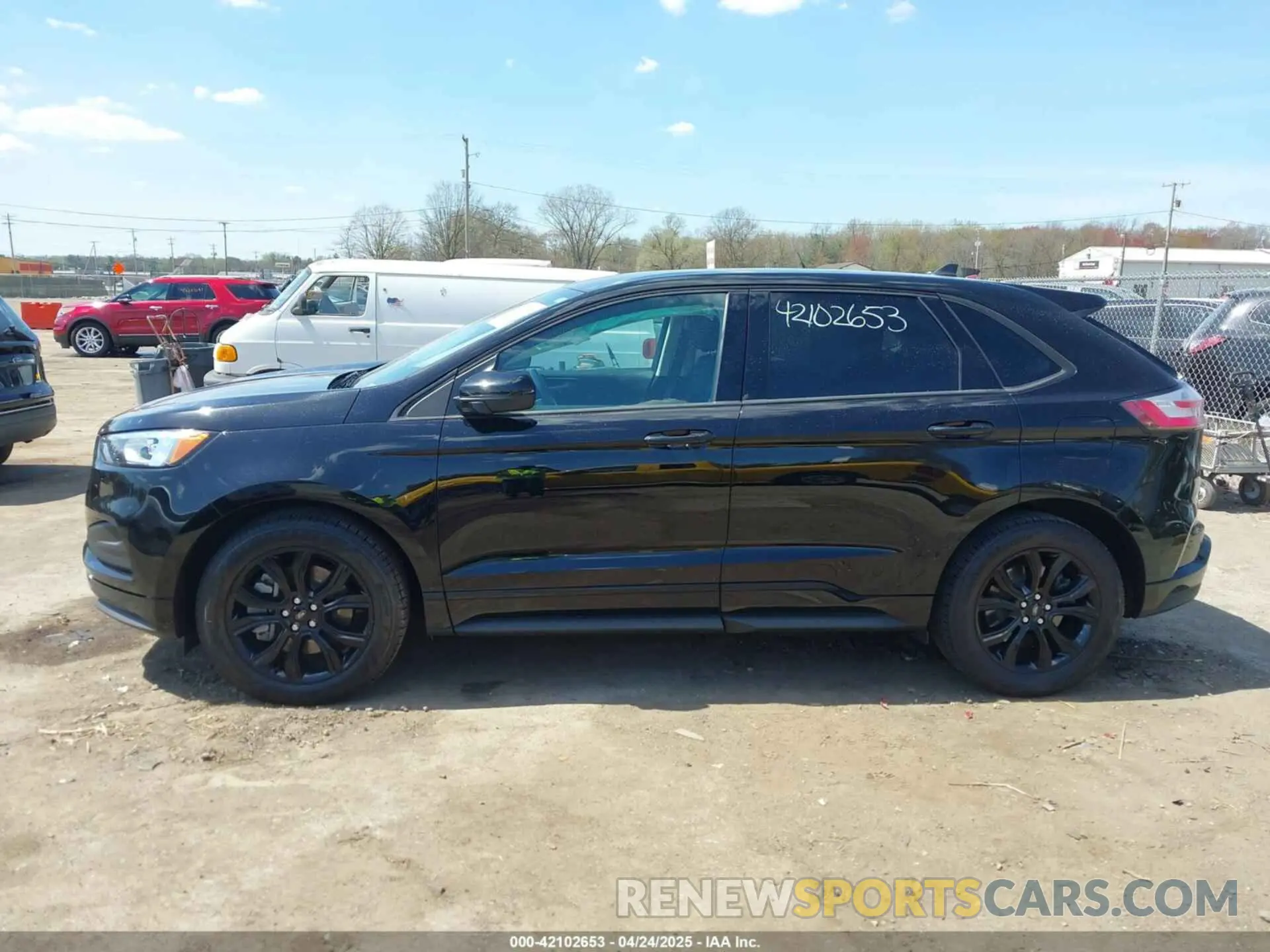 14 Photograph of a damaged car 2FMPK4G92PBA17293 FORD EDGE 2023