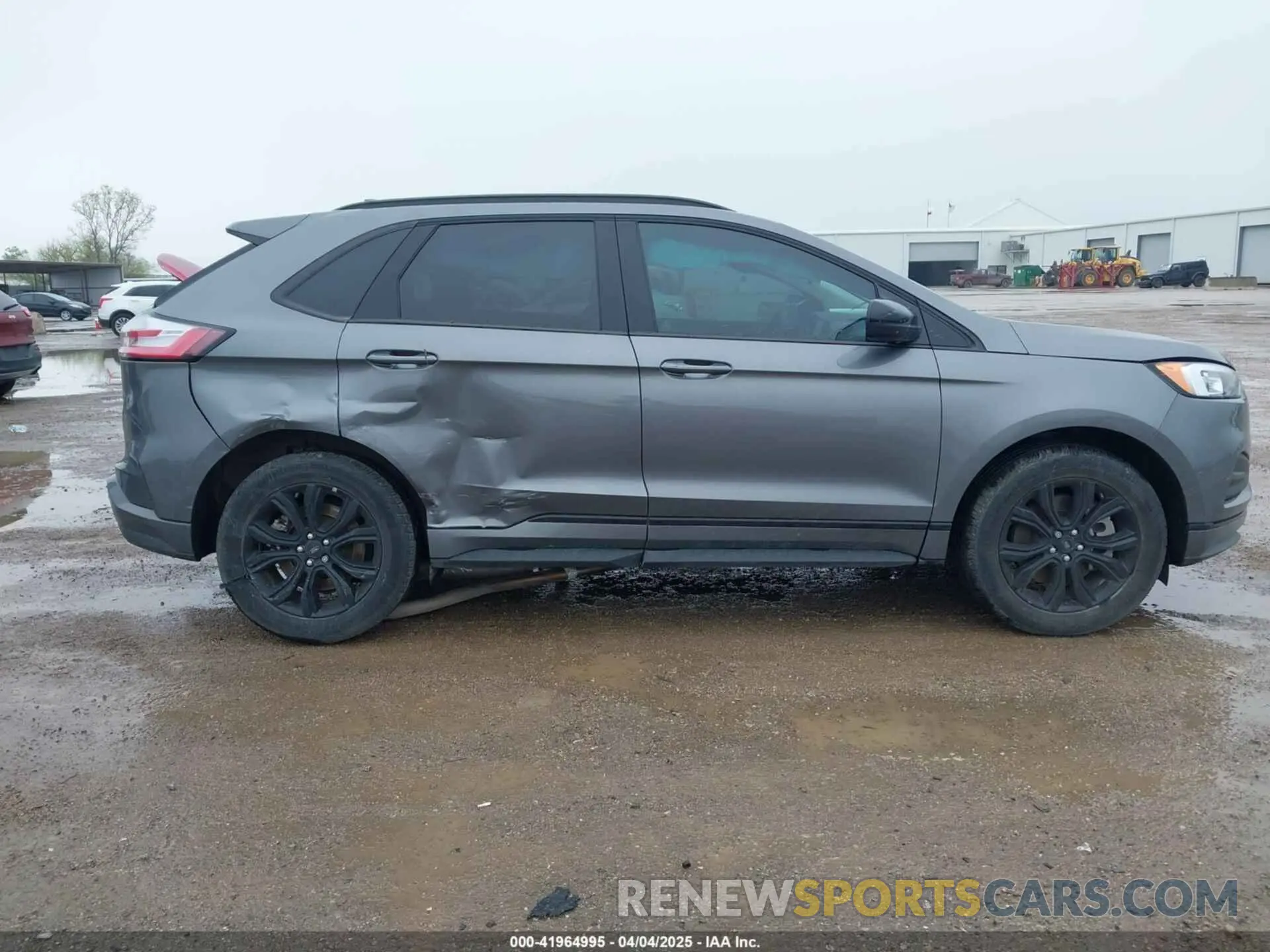 13 Photograph of a damaged car 2FMPK4G95PBA41278 FORD EDGE 2023
