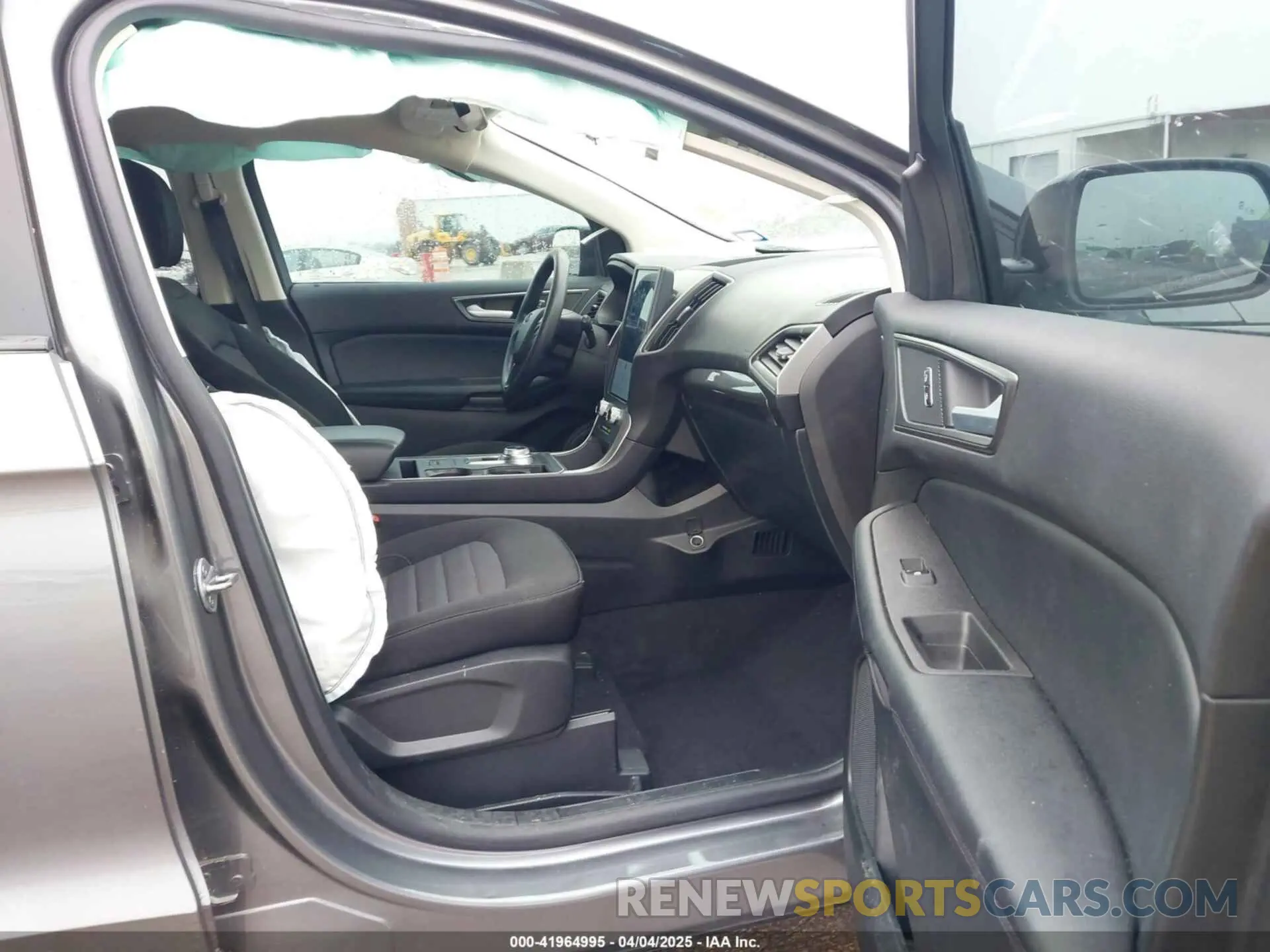 5 Photograph of a damaged car 2FMPK4G95PBA41278 FORD EDGE 2023